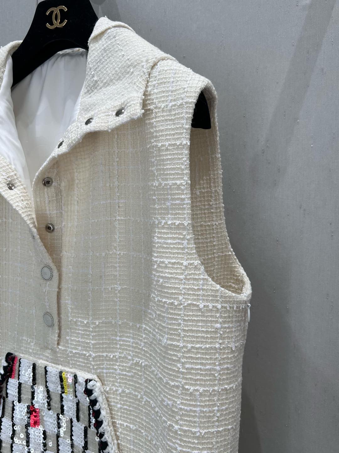 CC 25 Dress White Wool