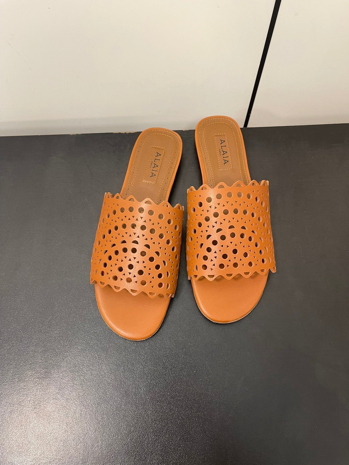 alaia mule brown vienne lambskin