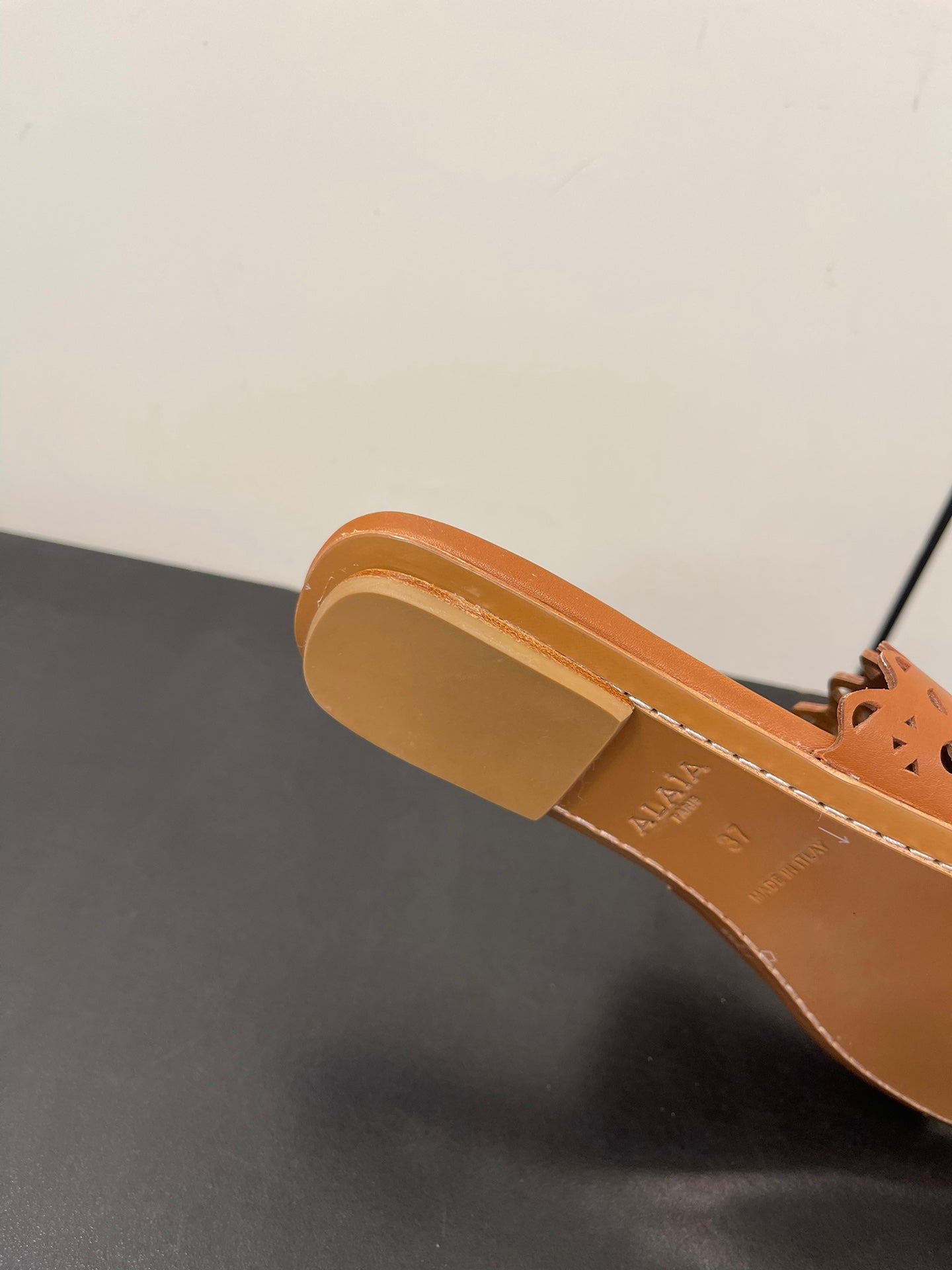 alaia mule brown vienne lambskin