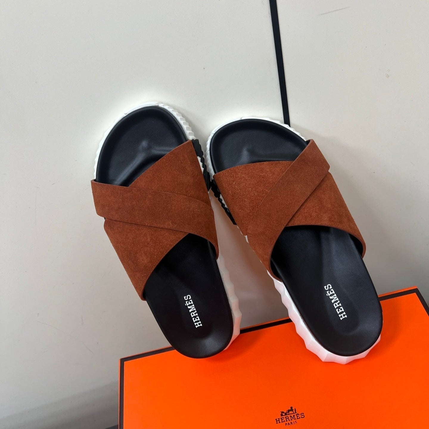 HM Infra Slippers Brown Cowhide 315081