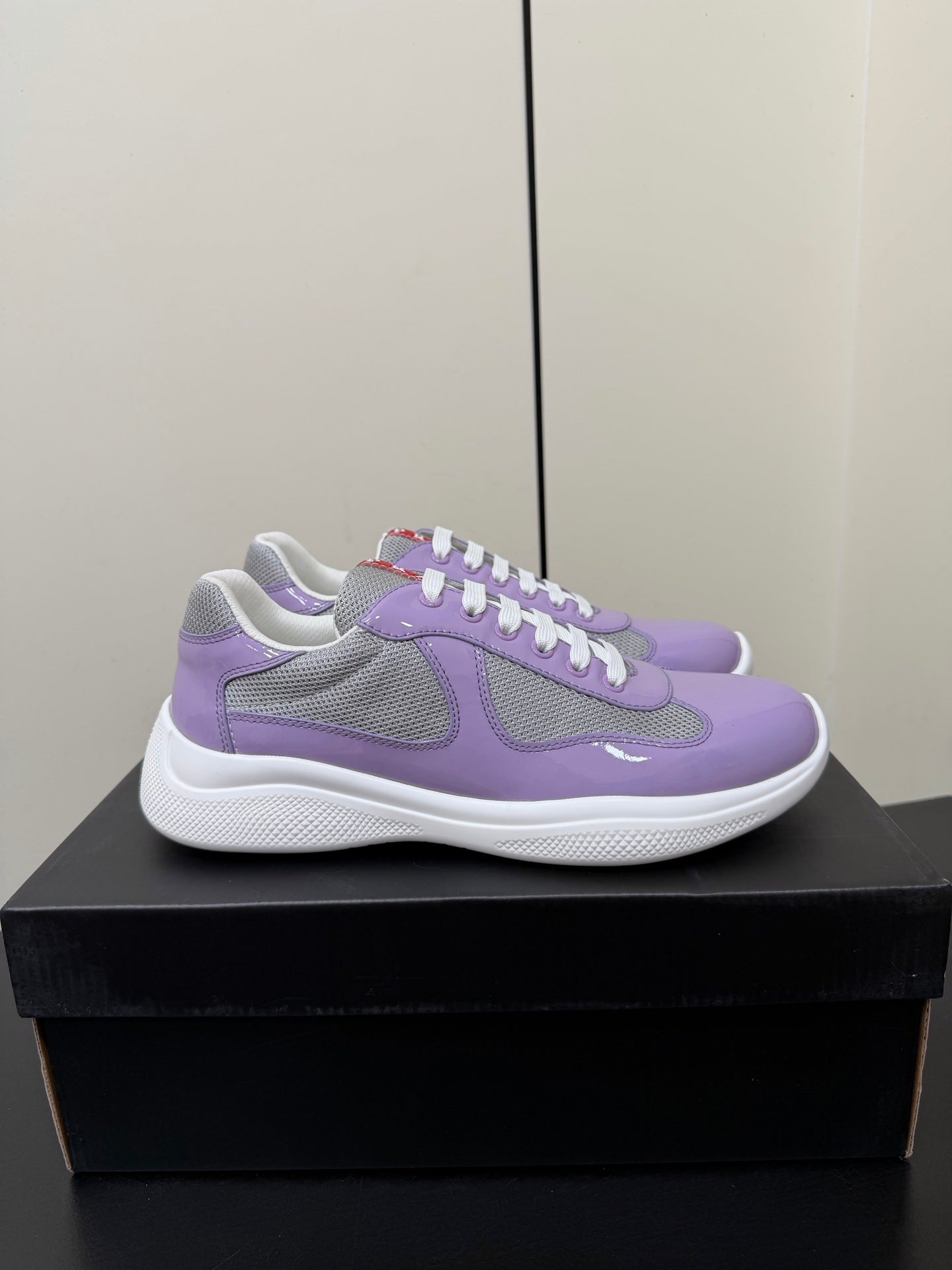 PRA 26S Casual Sneakers Light Purple Patent Leather 618925