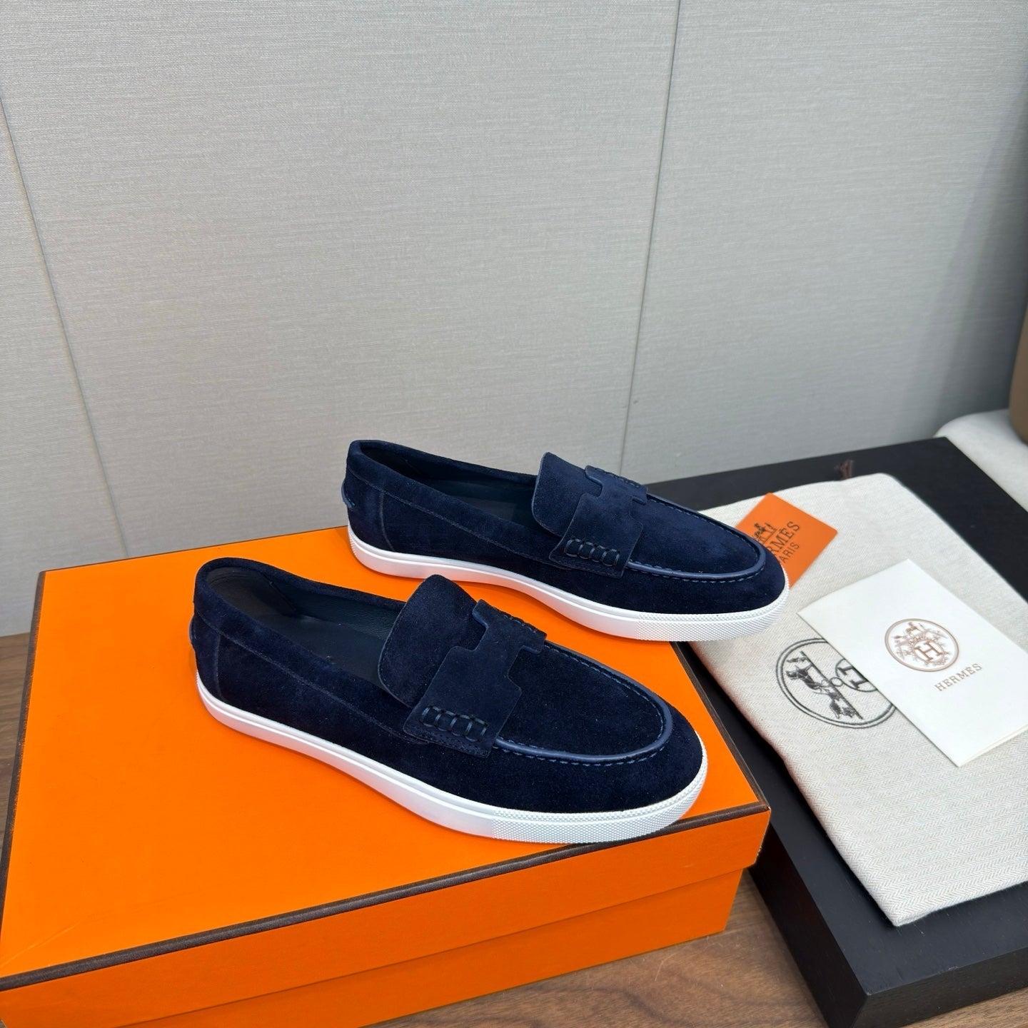 HM 25 Loafers Navy Blue Cowhide 329174