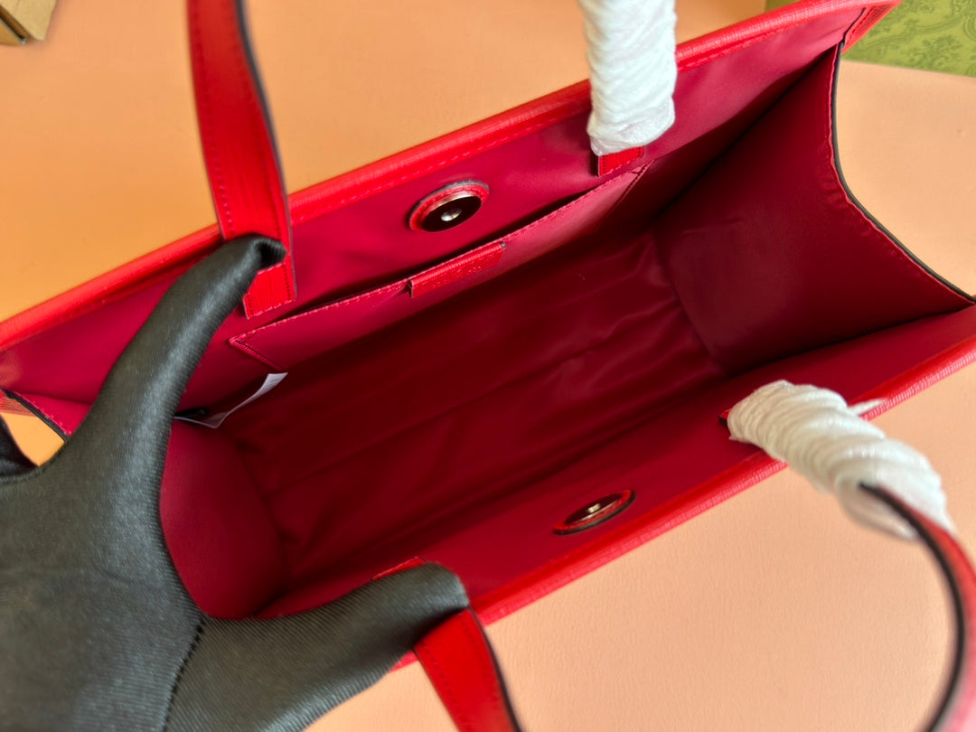 Gucci Bunny Print Tote Bag Red Beige Canvas 231228