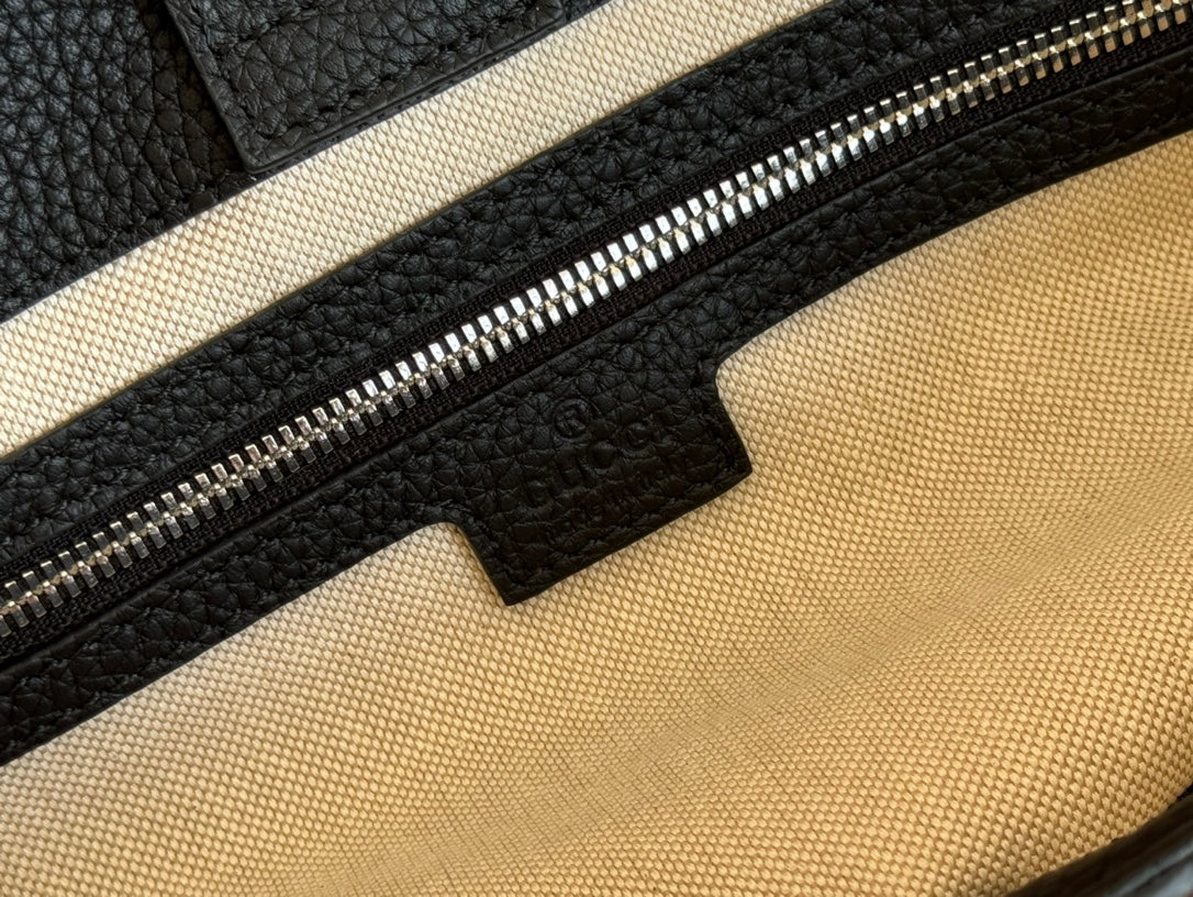 Gucci Medium Bag 42cm Black Embossed Leather 248521