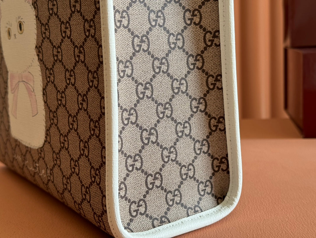 Gucci Cat Print Tote Bag White Beige Canvas 231241