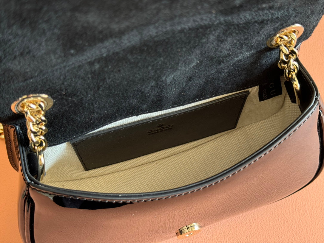 Gucci Blondie Bag Black Patent Leather