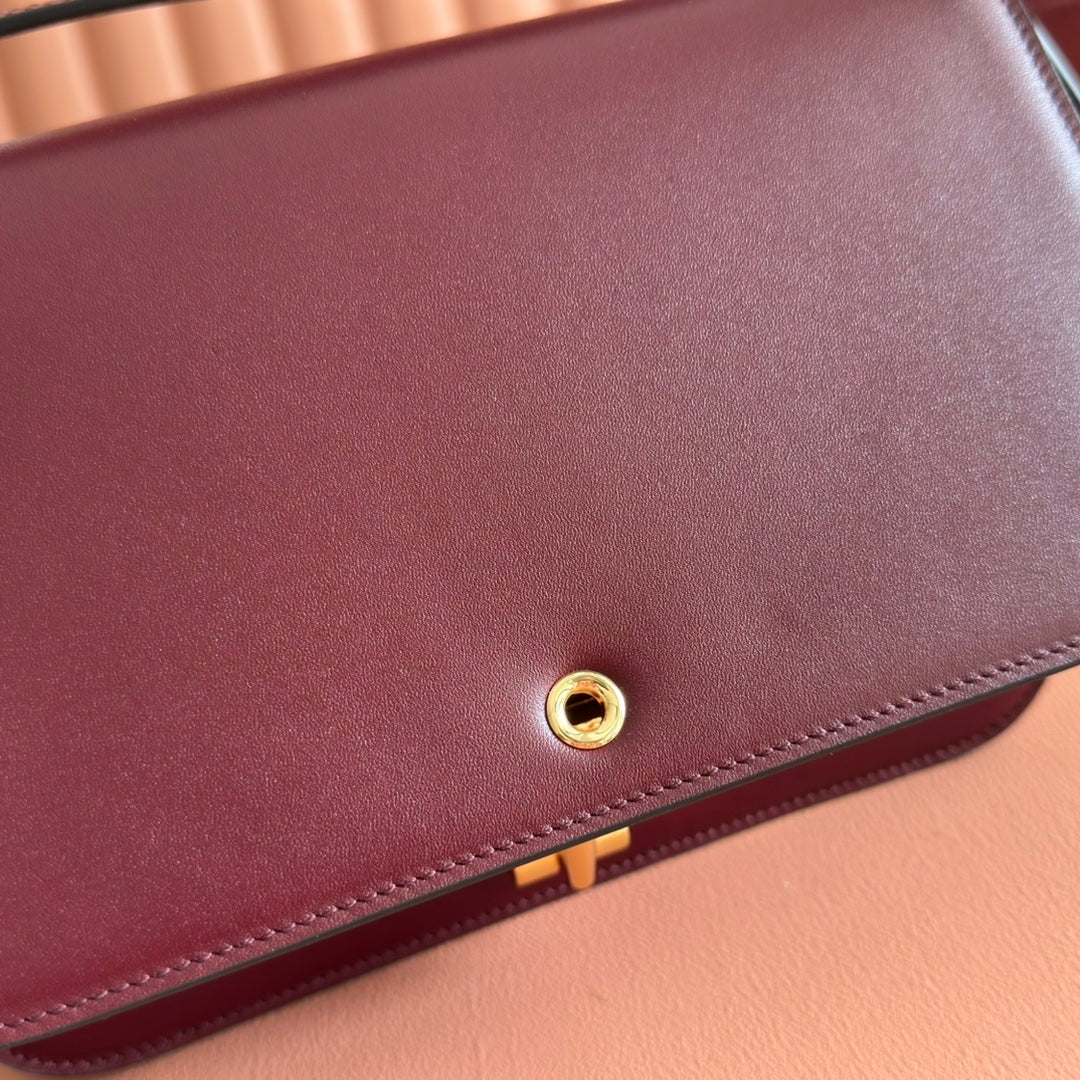 Gucci Siena Small Shoulder Bag Burgundy Leather 272119