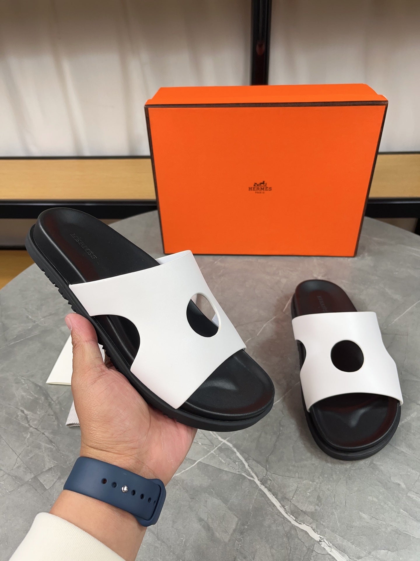 HM Men's Edith Slide White Sheepskin 567373