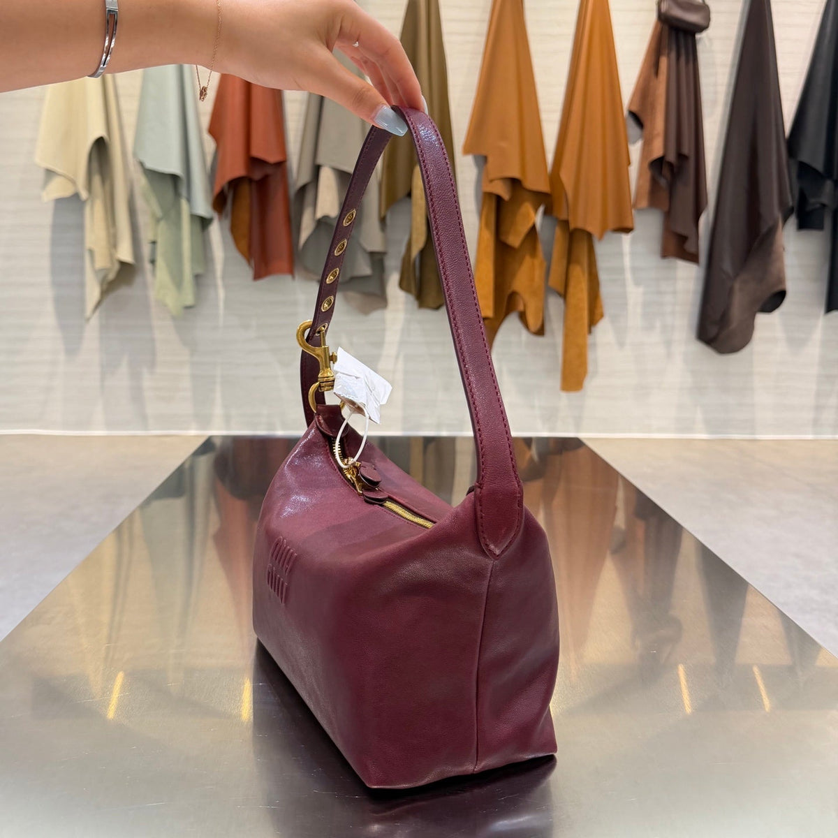 MiuMiu 2026 Amaranth Spirit Bag 22cm Suede Leather