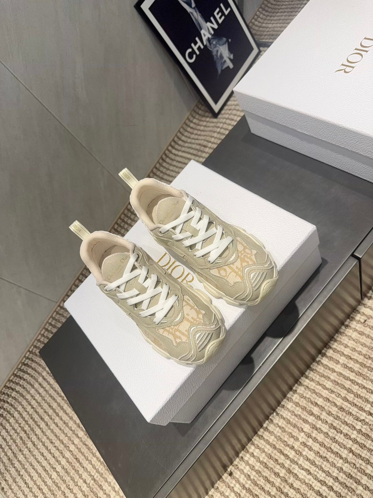 CD platform casual sneaker cream suede mesh 539675