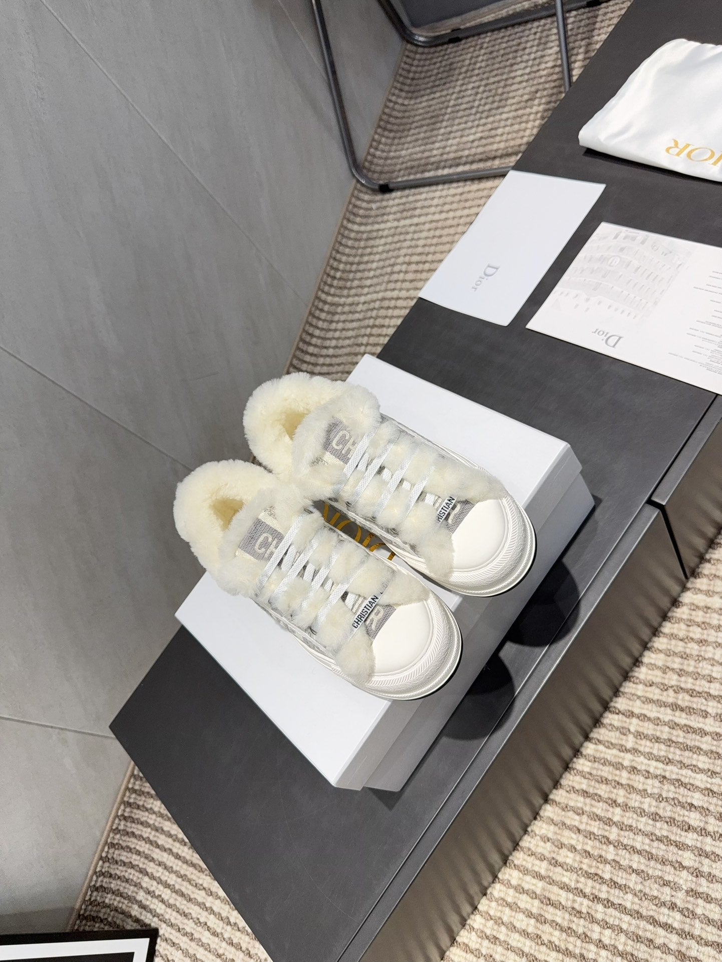 CD 26 Classic Sneaker White Gray Fabric Wool Jacquard 614452