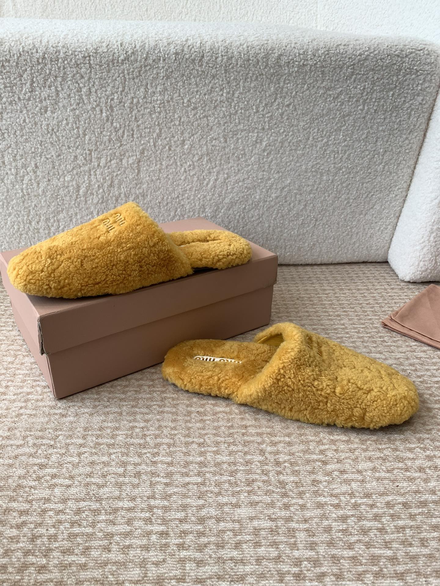 Miu Slippers Dark Yellow Wool