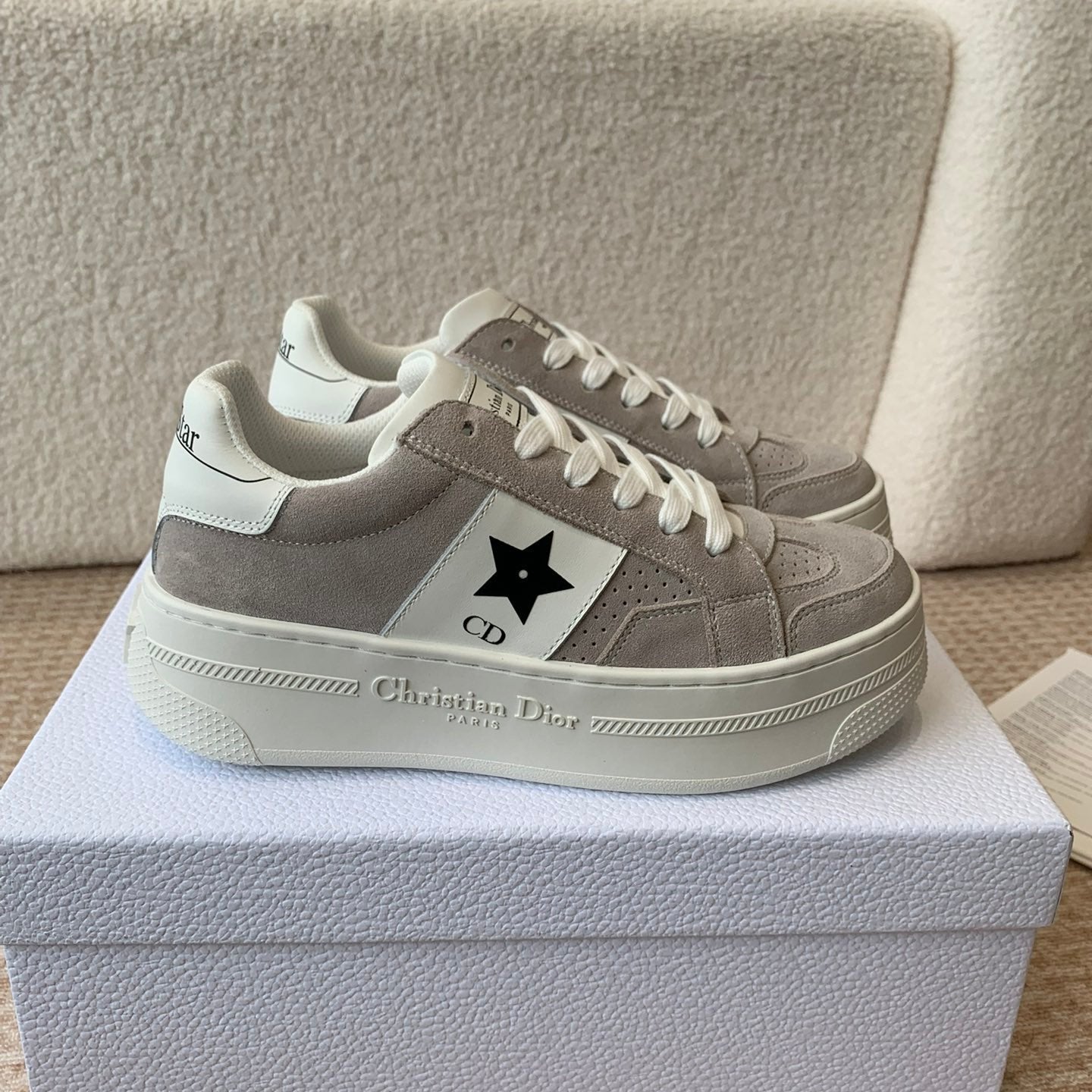 CD Star Platform Sneaker In Light Brown Grey Suede 998720