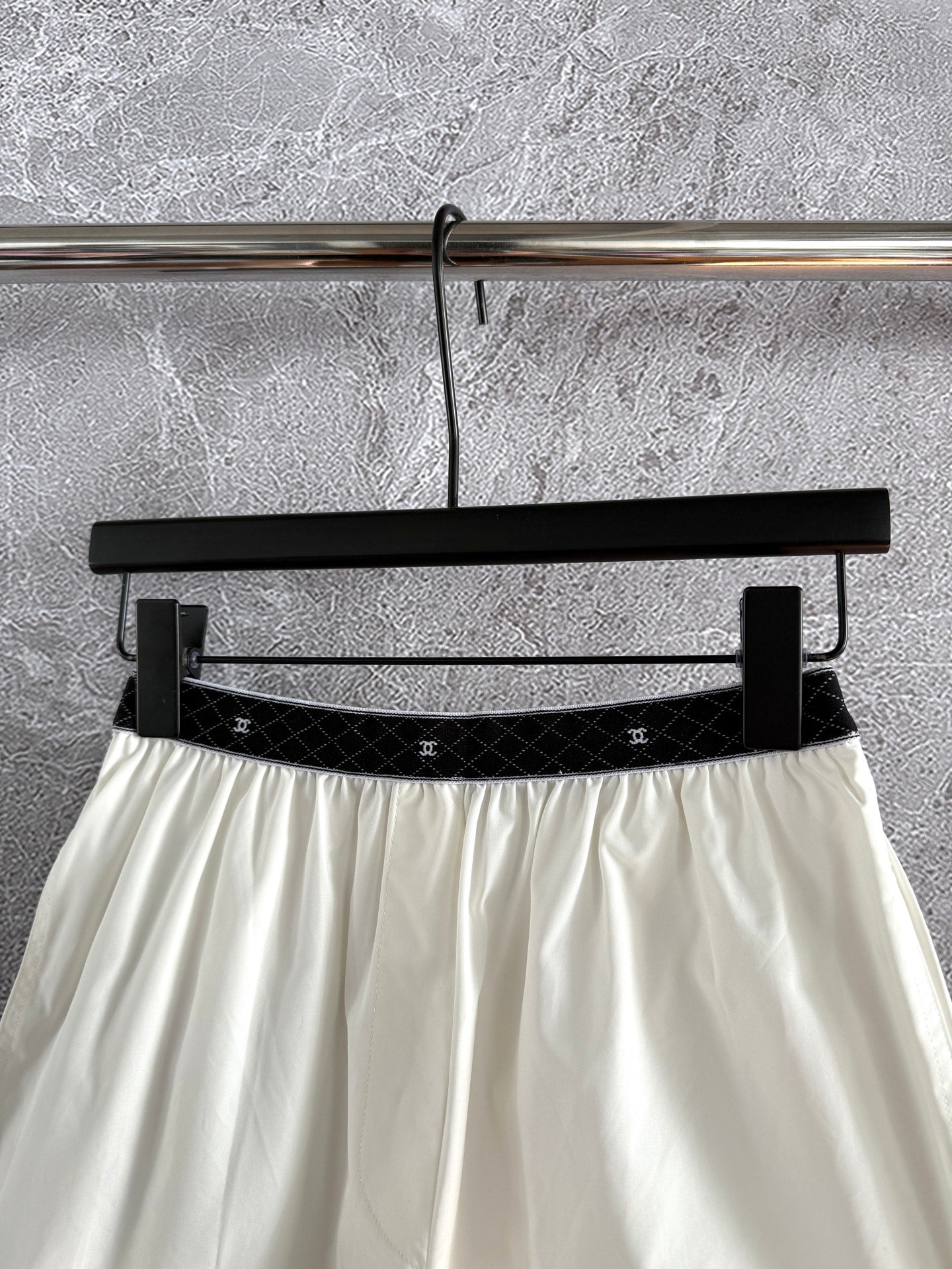 CC Short Ivory Black Cotton