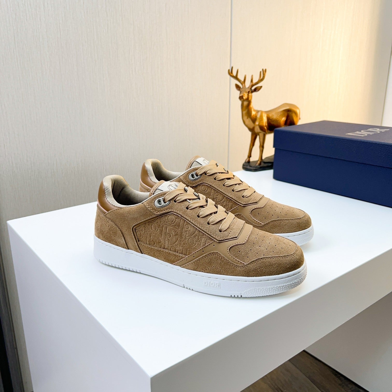 CD 25 B57 Sneaker Brown Suede 750636