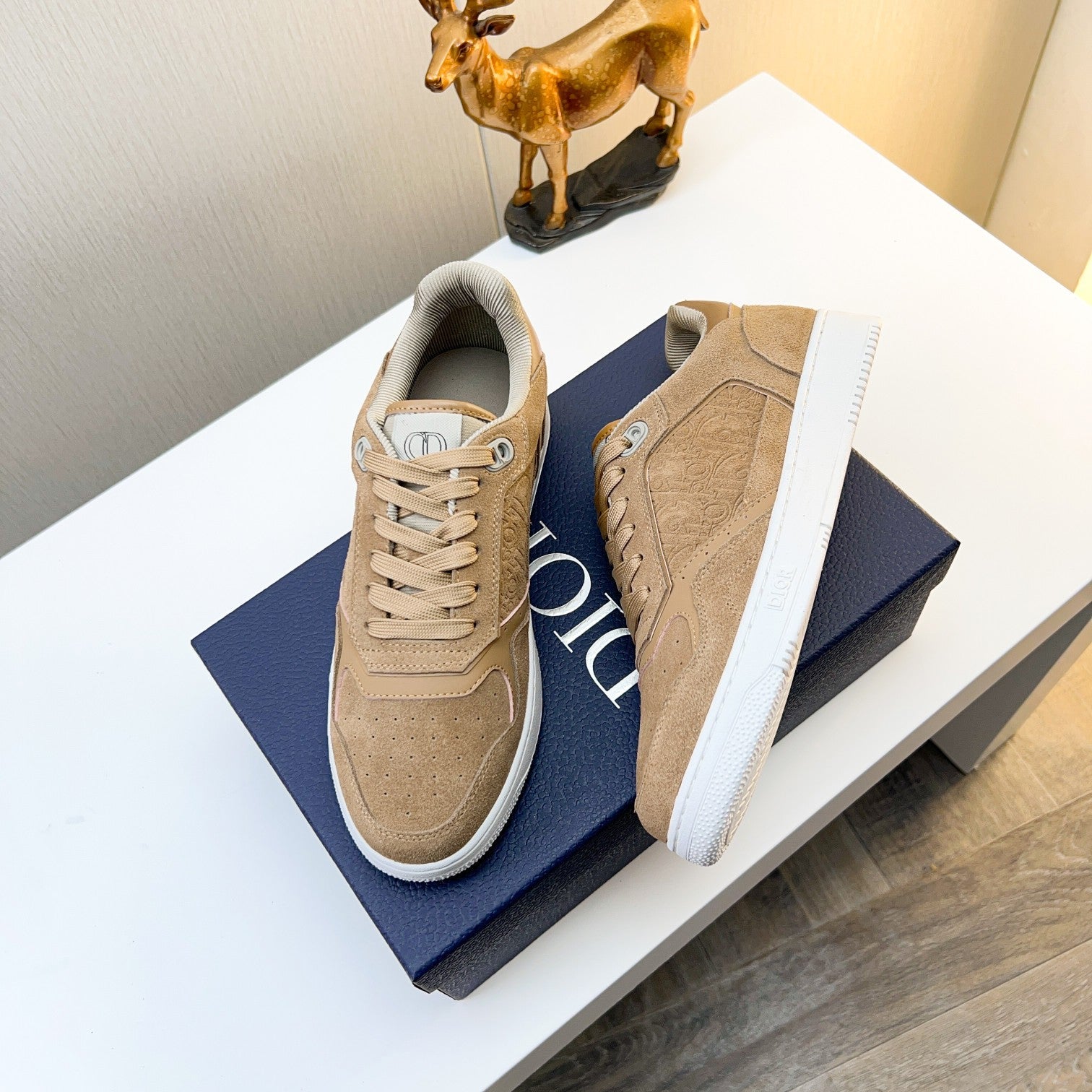 CD 25 B57 Sneaker Brown Suede 750636