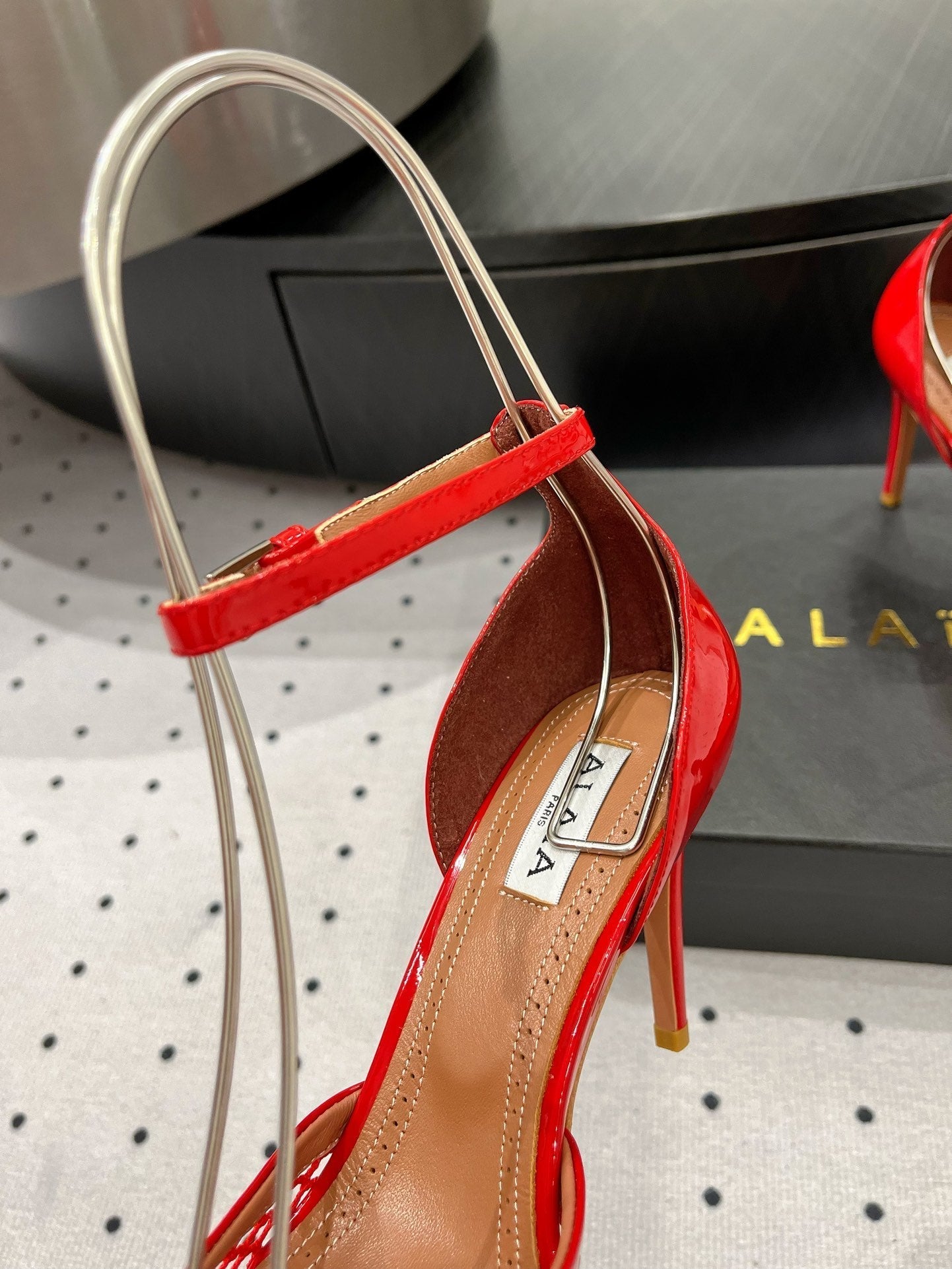 Alaila High Fishnet Pumps 90mm In Red Mesh Fabric  954854