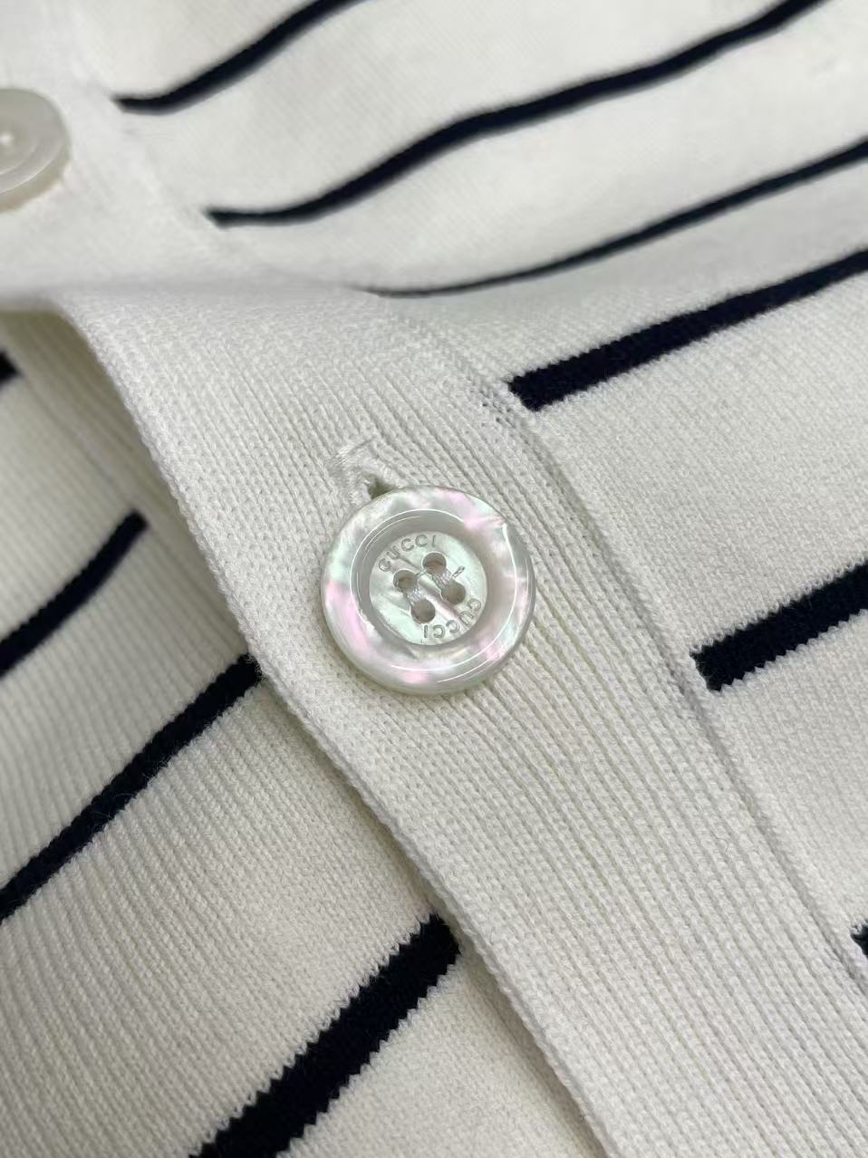 GG 25 Cardigan Black Mix White Wool 0034