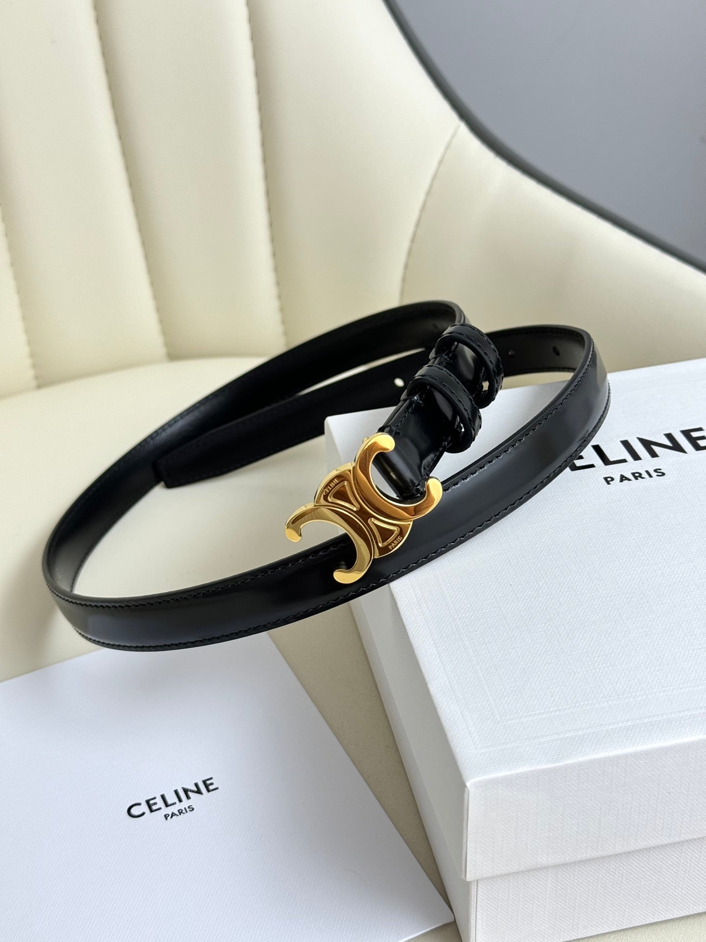 SMALL TRIOMPHE BELT 18 MM BLACK LEATHER GOLD HARDWARE