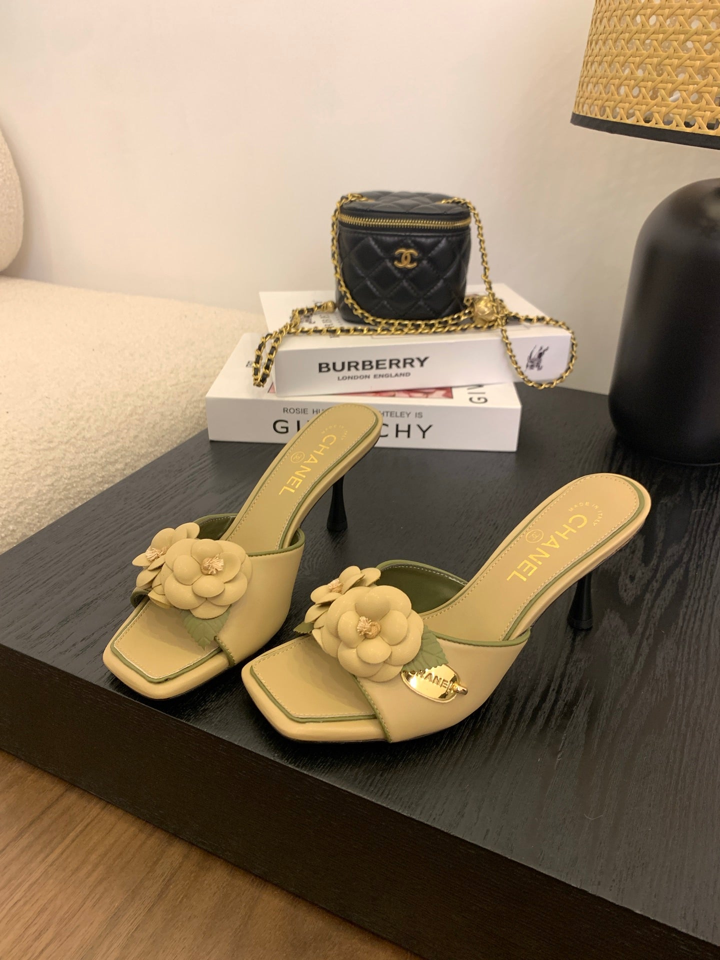 CC 25 Mules Green Beige Lambskin 288774