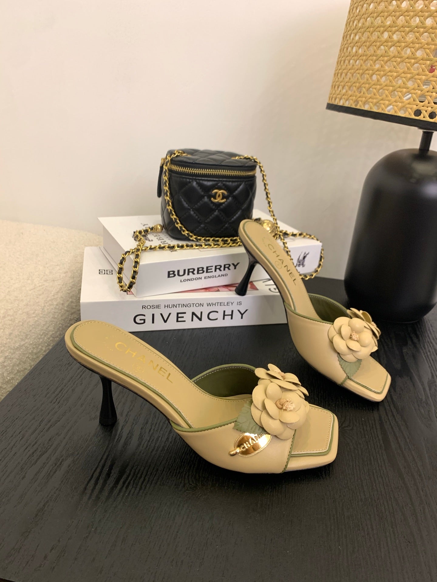 CC 25 Mules Green Beige Lambskin 288774