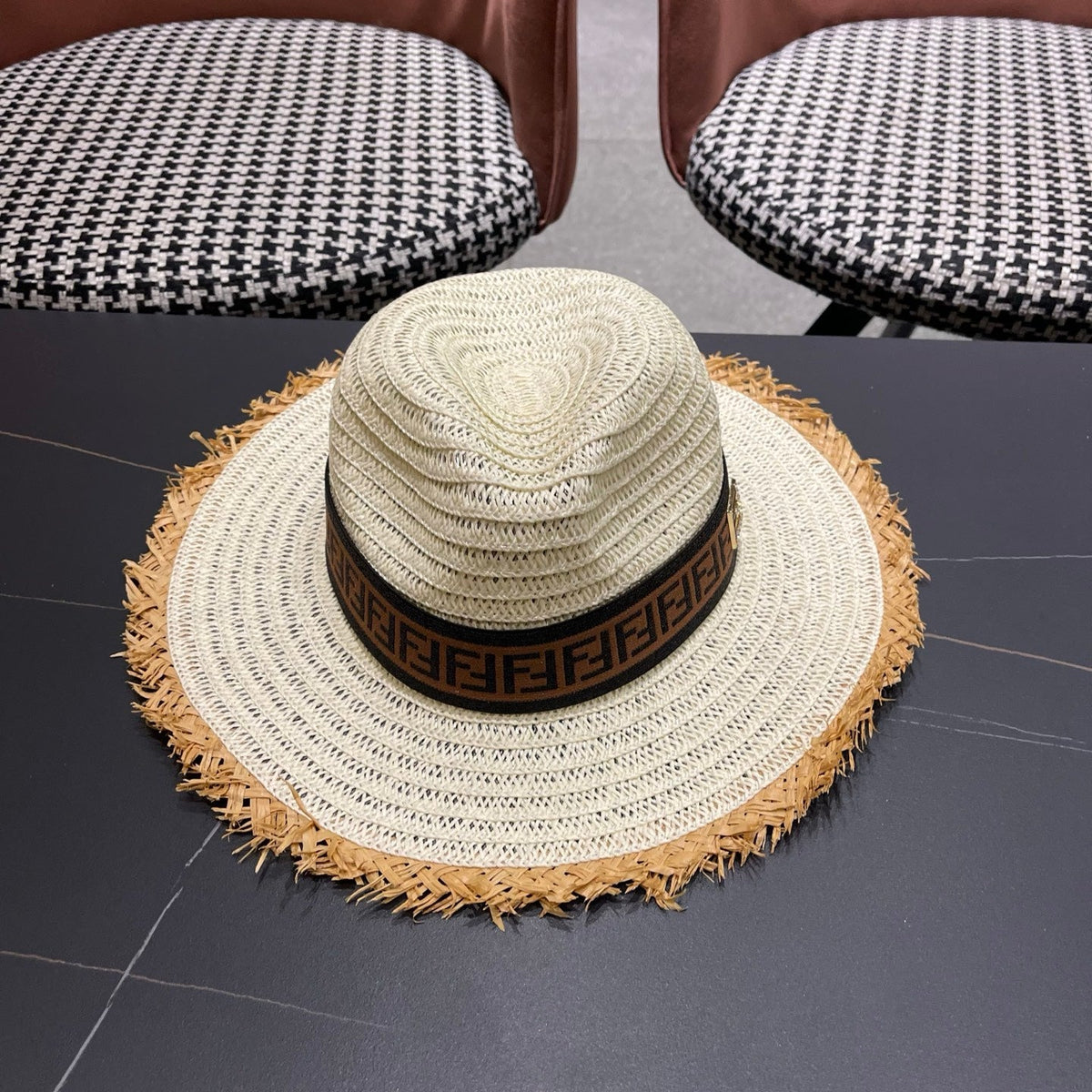 Fendi Wide-Brimmed Straw Hat 491777