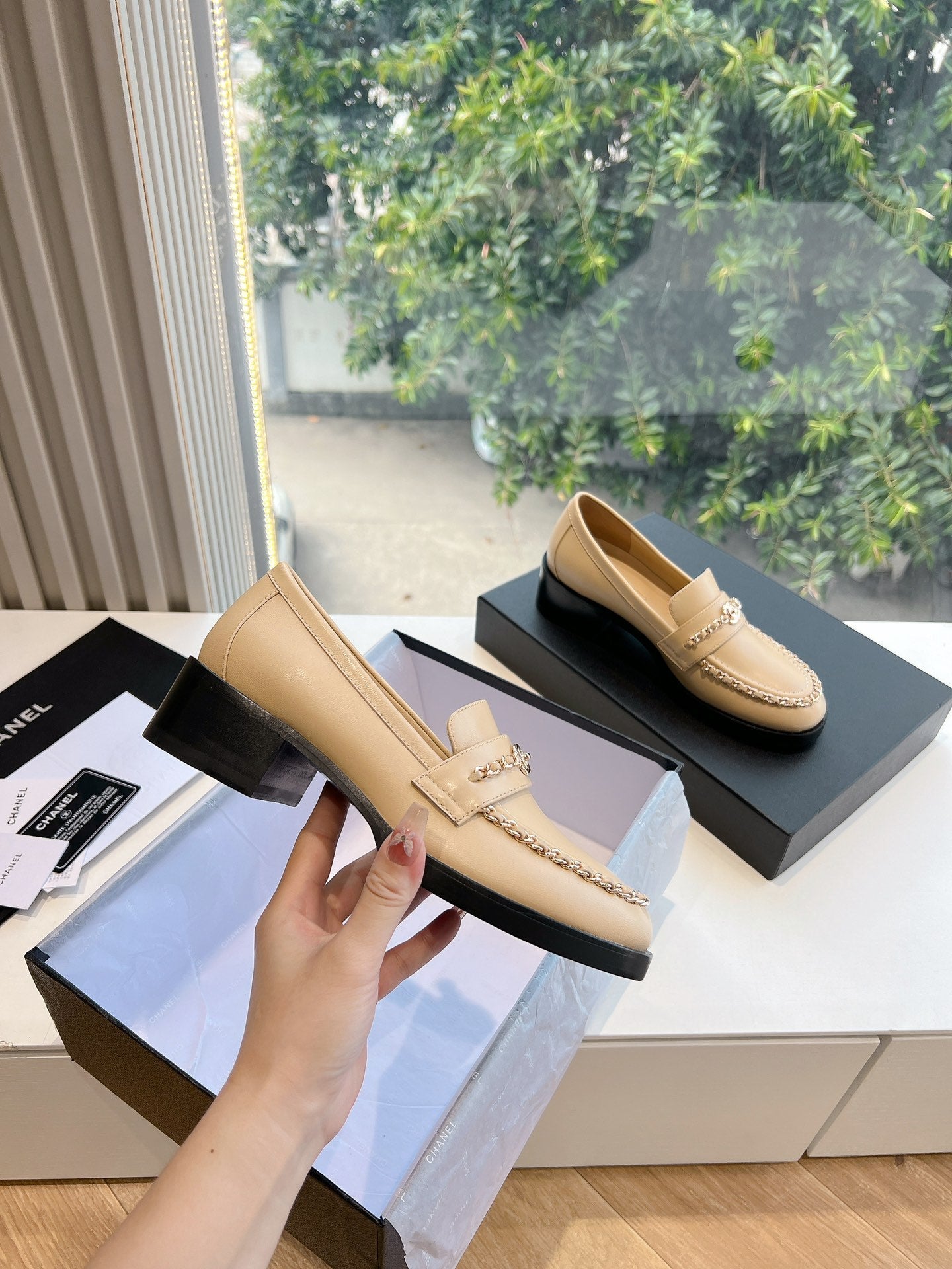 CC Moccasins Beige Chain Lambskin