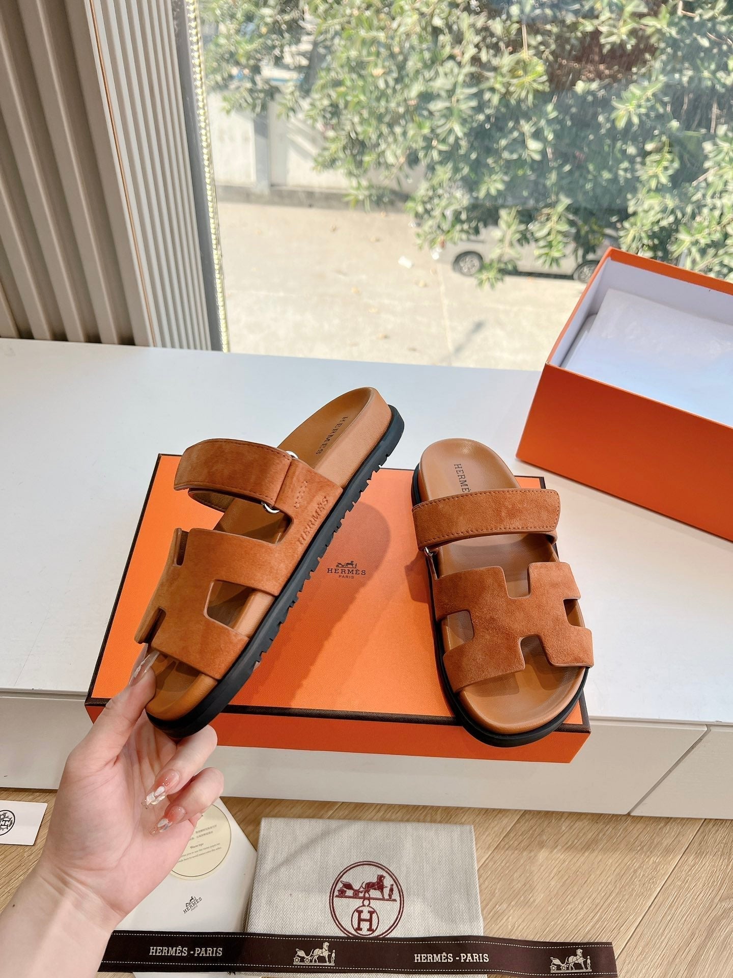 HM Chypre Sandal Caramel Brown Suede 202810