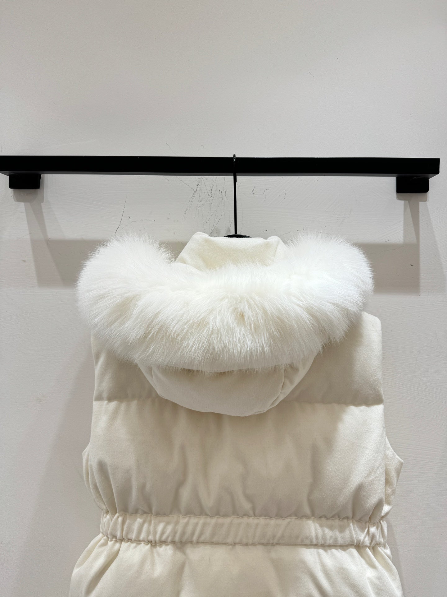 LP 25 Vest White Fur Down Cashmere 310248