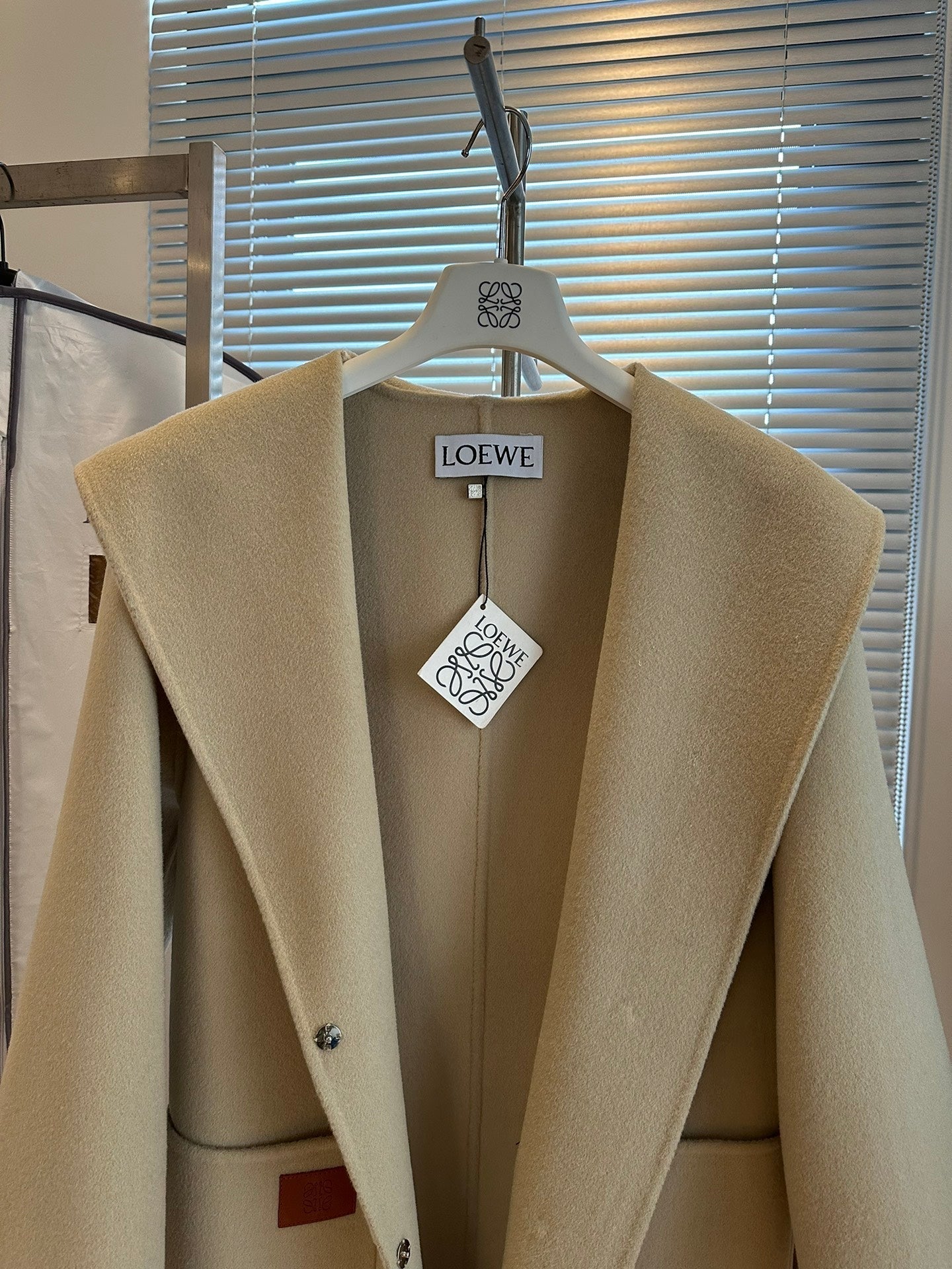 Loewe Coat Beige Cashmere