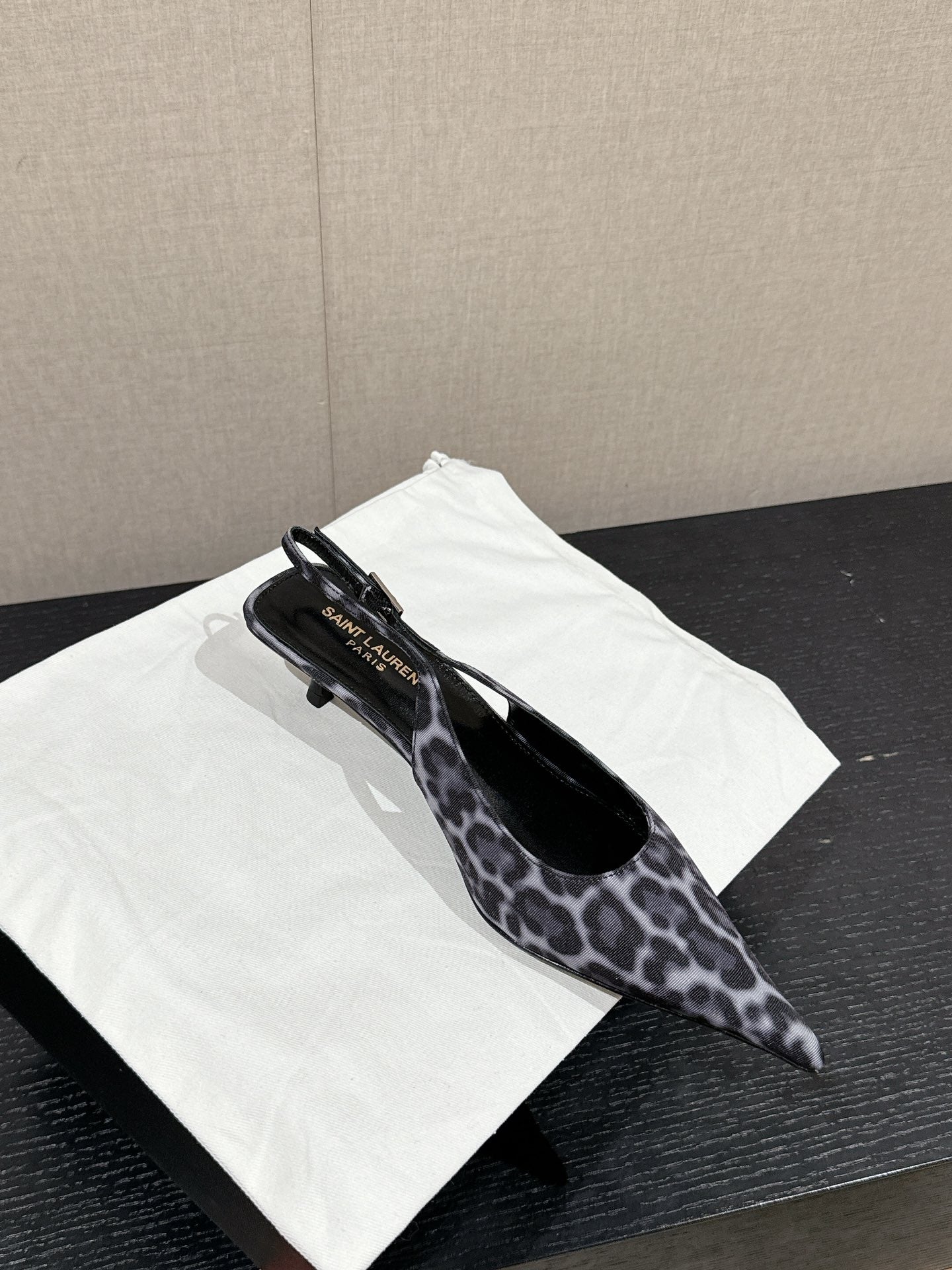 SL CHERISH LEOPARD SLINGBACK BLACK-WHITE CANVAS