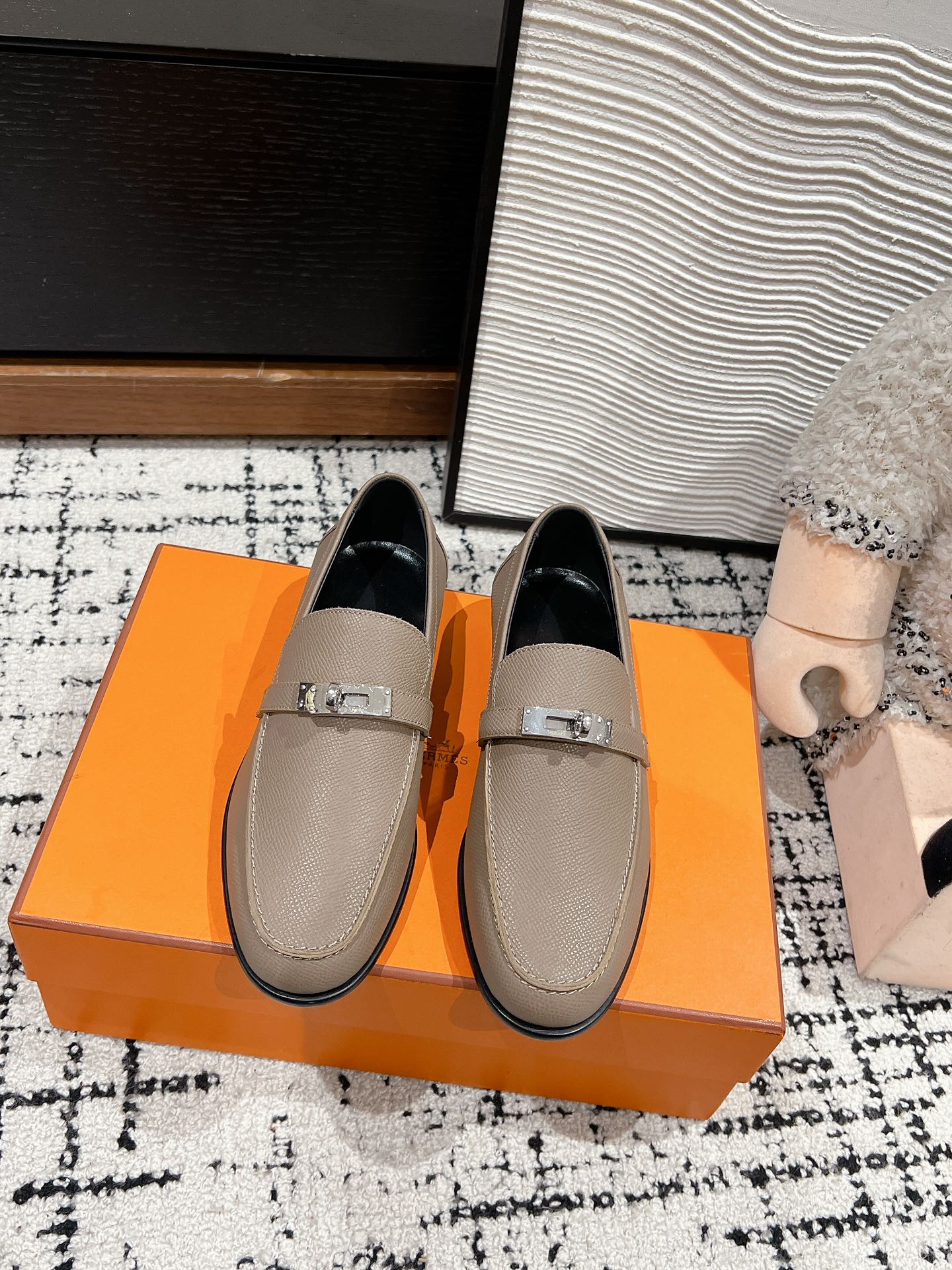 HM Destin Loafer In Grey Beige Calfskin 118779
