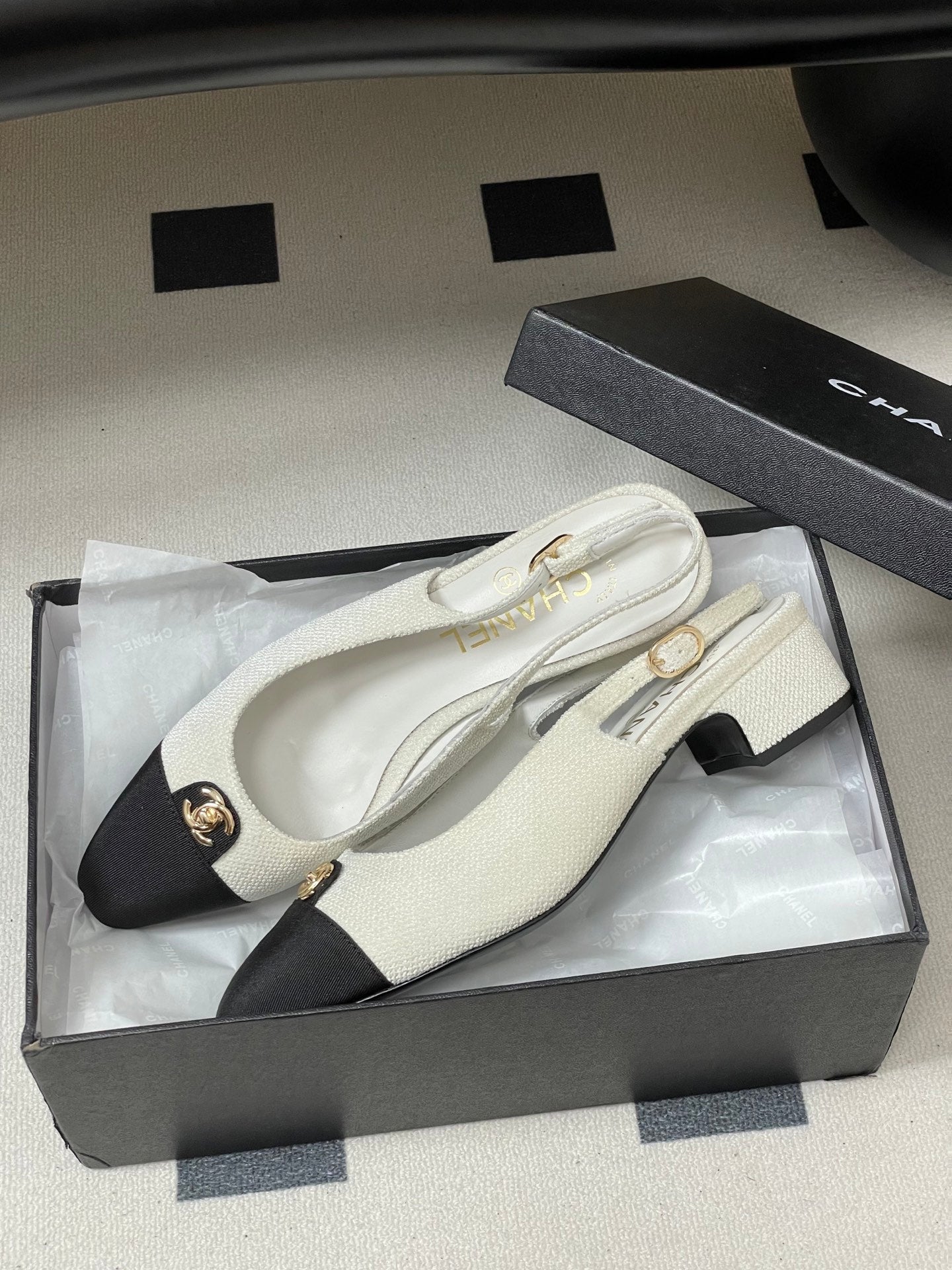 Chanel 25 Slingback Black White Lambskin Fabric 473211