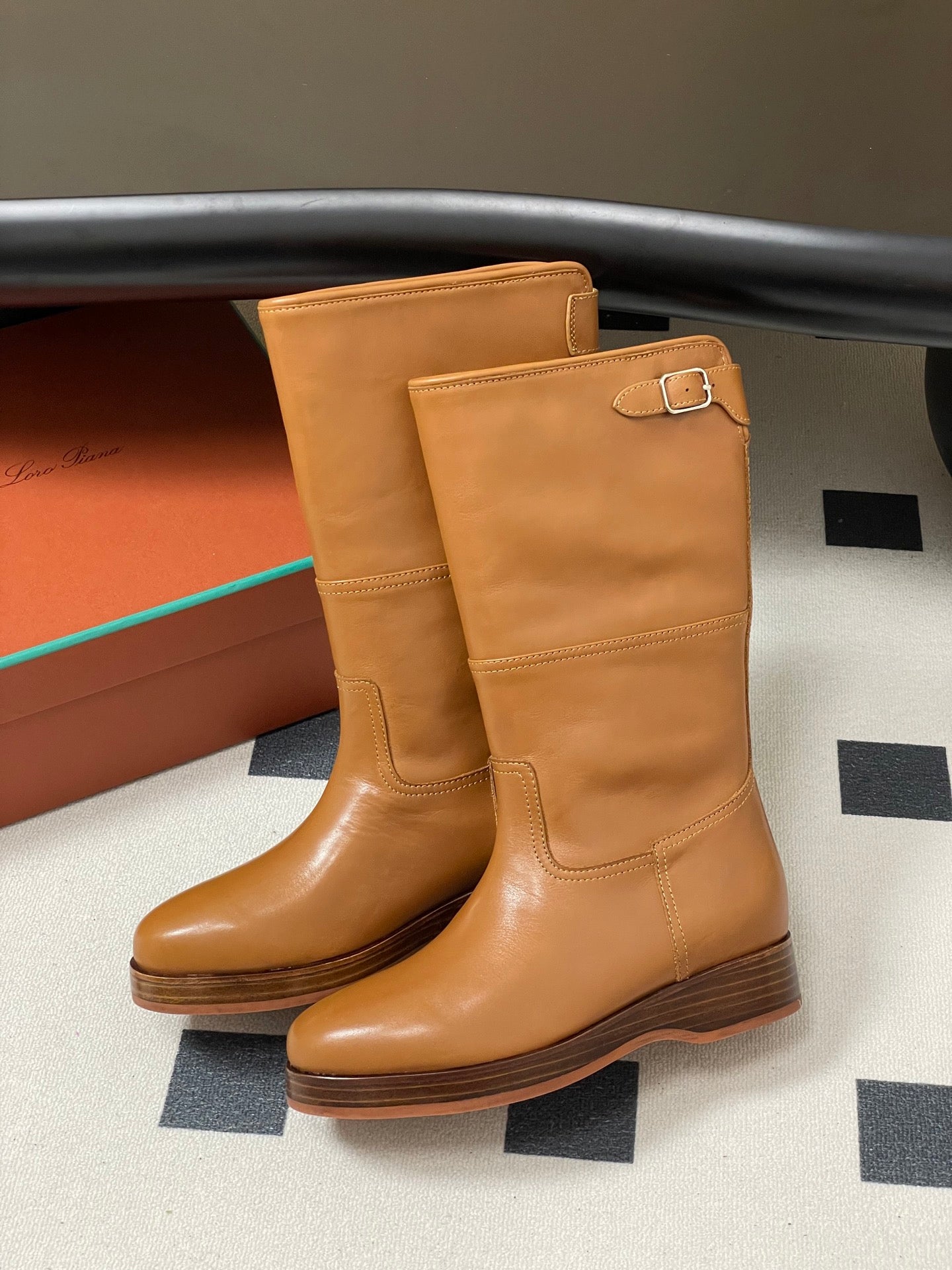 LP 25 Lupo Boot Tan Calfskin 534660