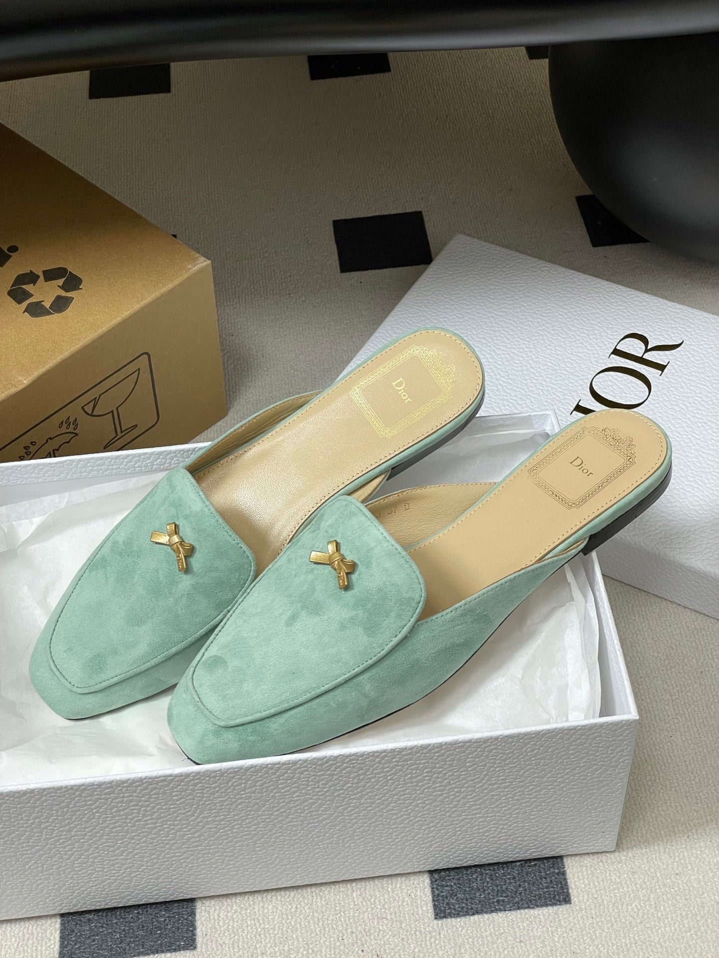 CD 26 Bow Mules Pastel Mint Green Suede Cowhide 632592