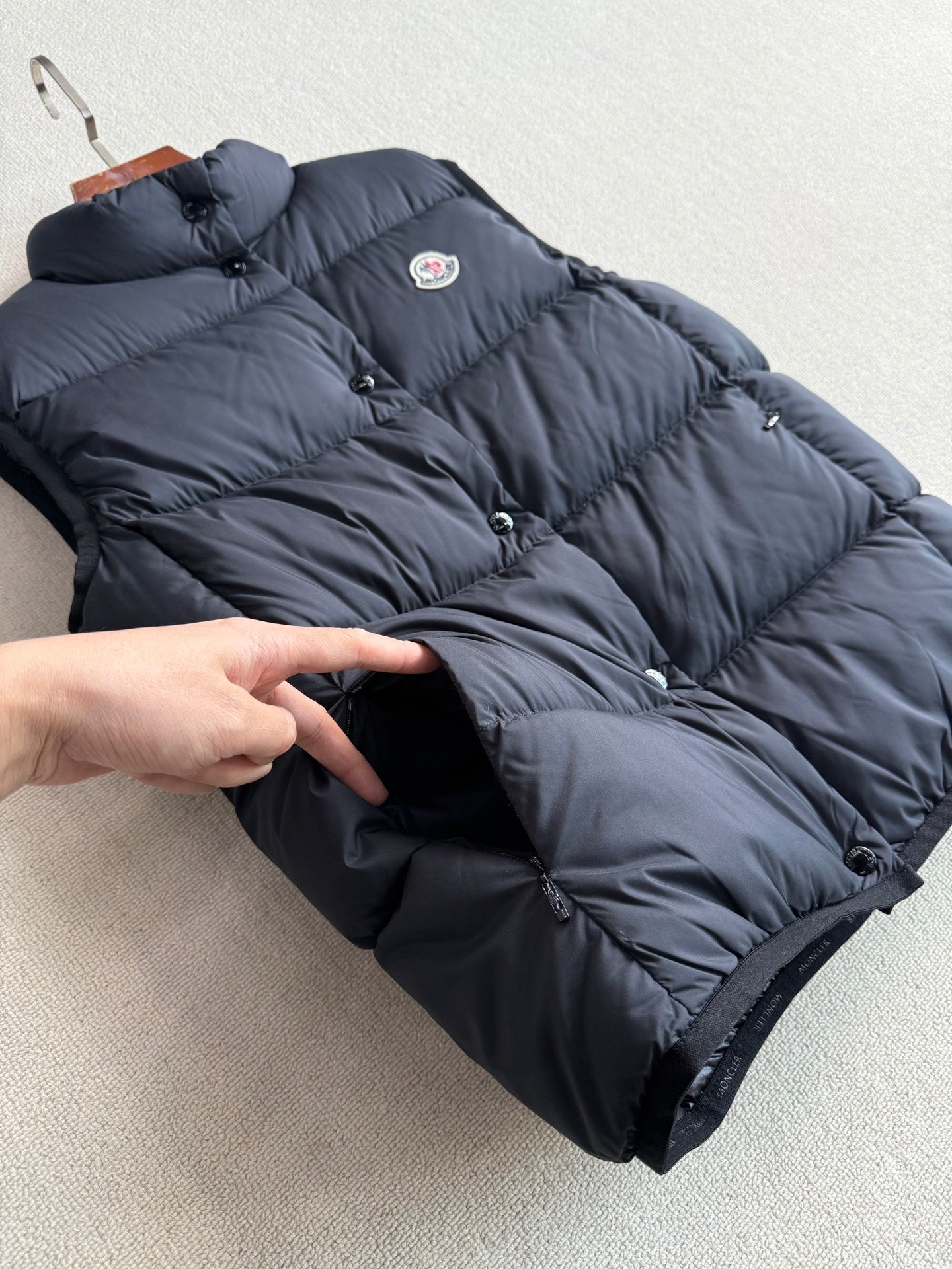 MC 2025 Down Vest Black Nylon