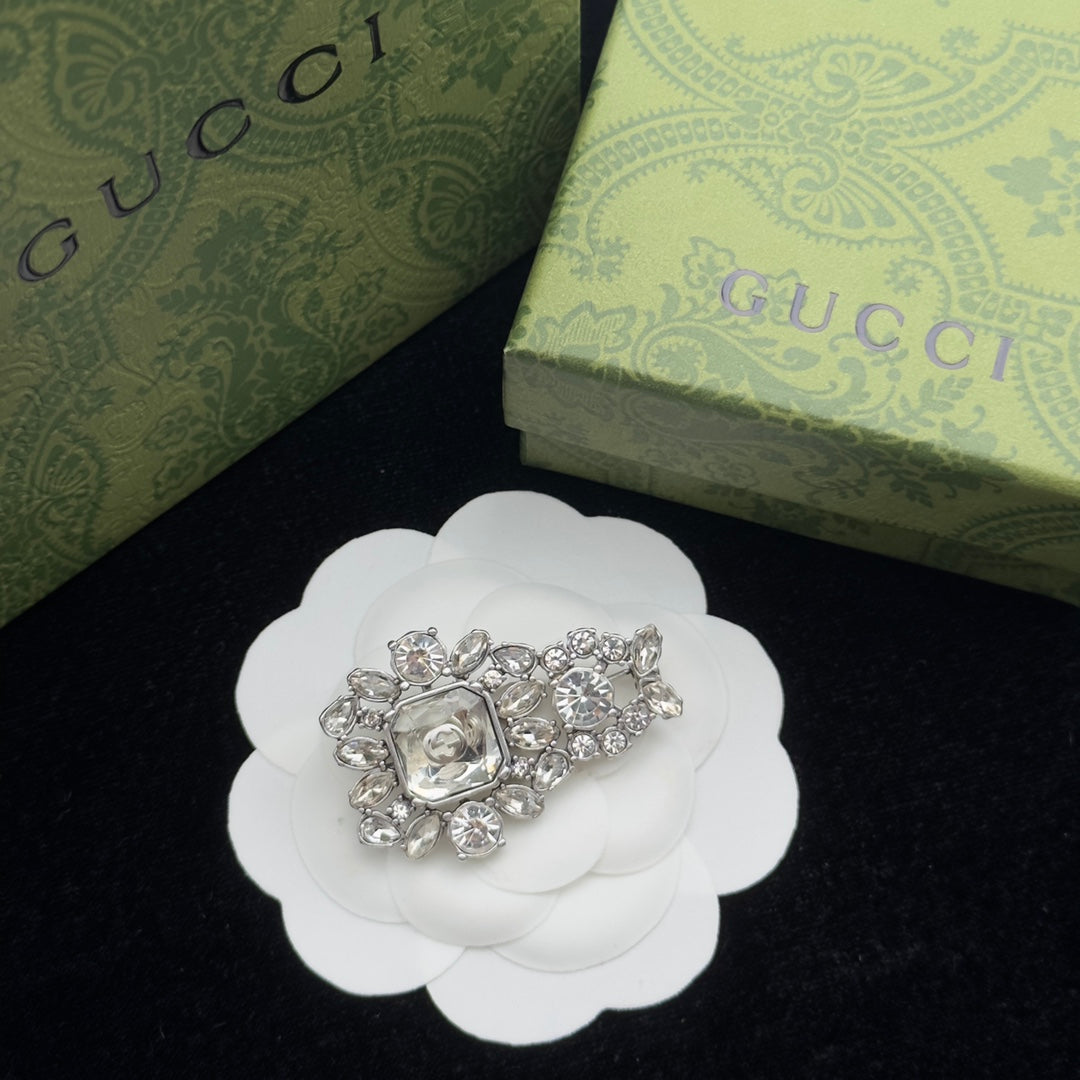 Gucci Brooch Silver 184402