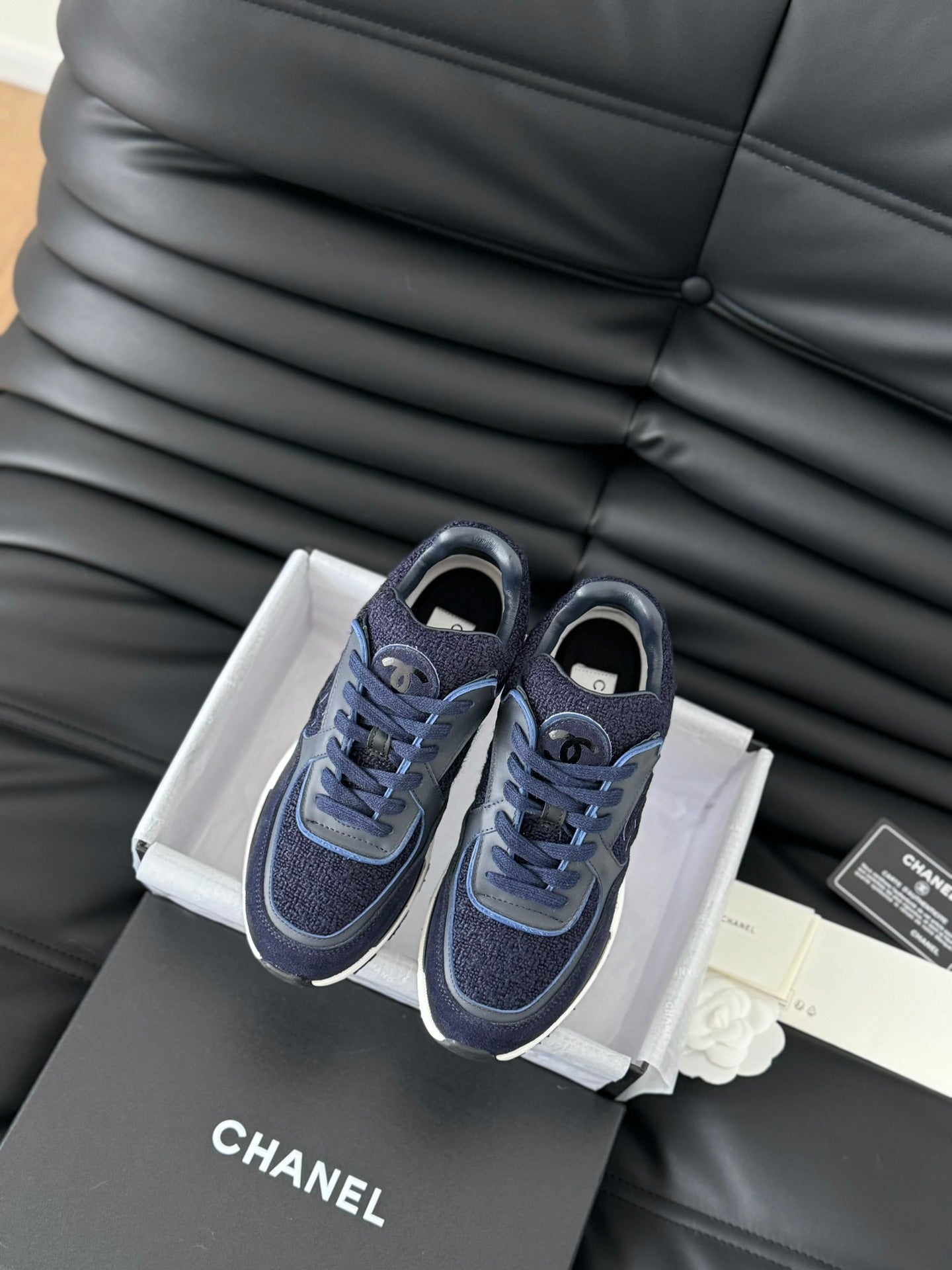 cc sneaker dark blue tweed suede