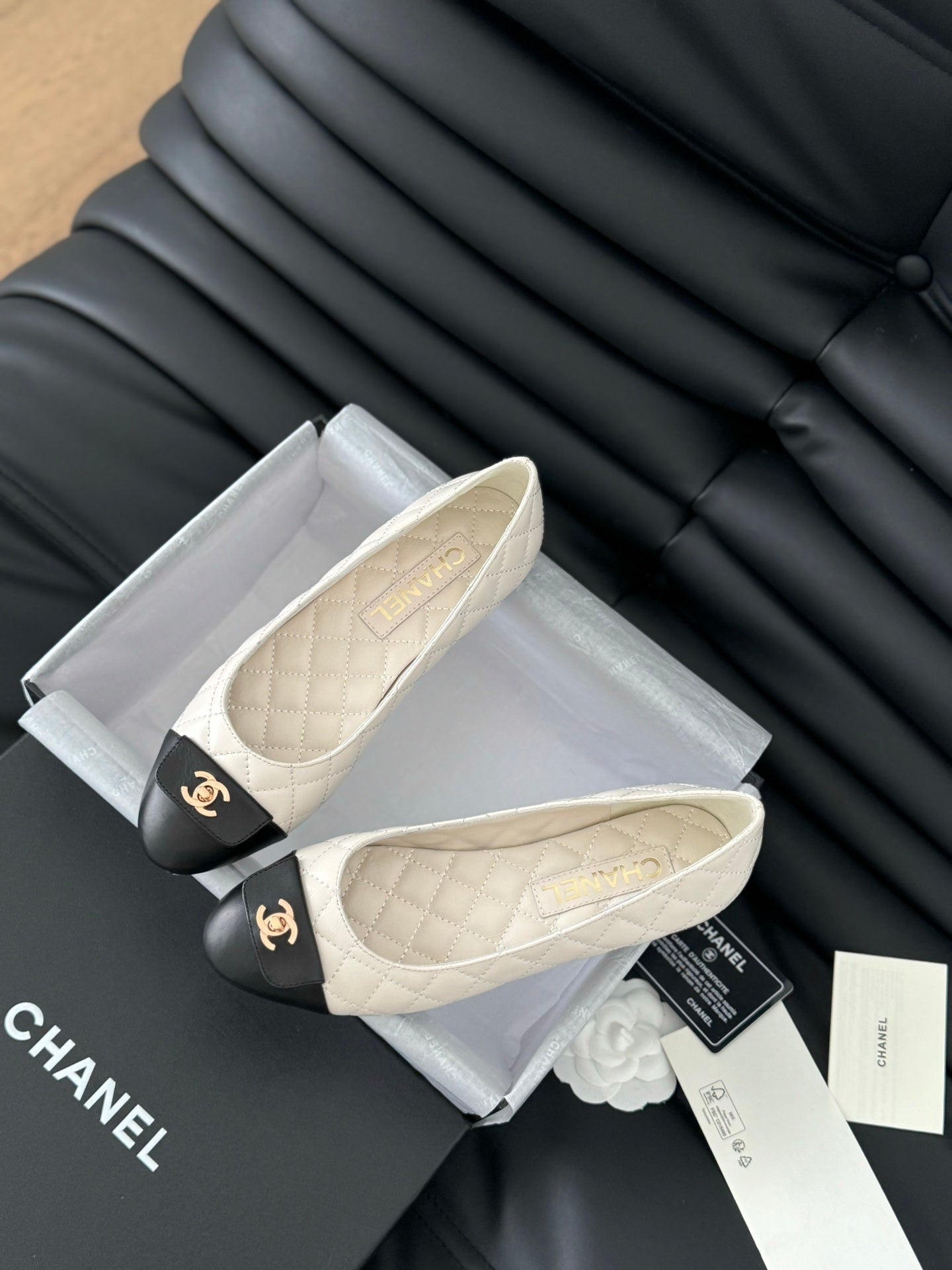 cc classic ballet flat white quilted calfskin