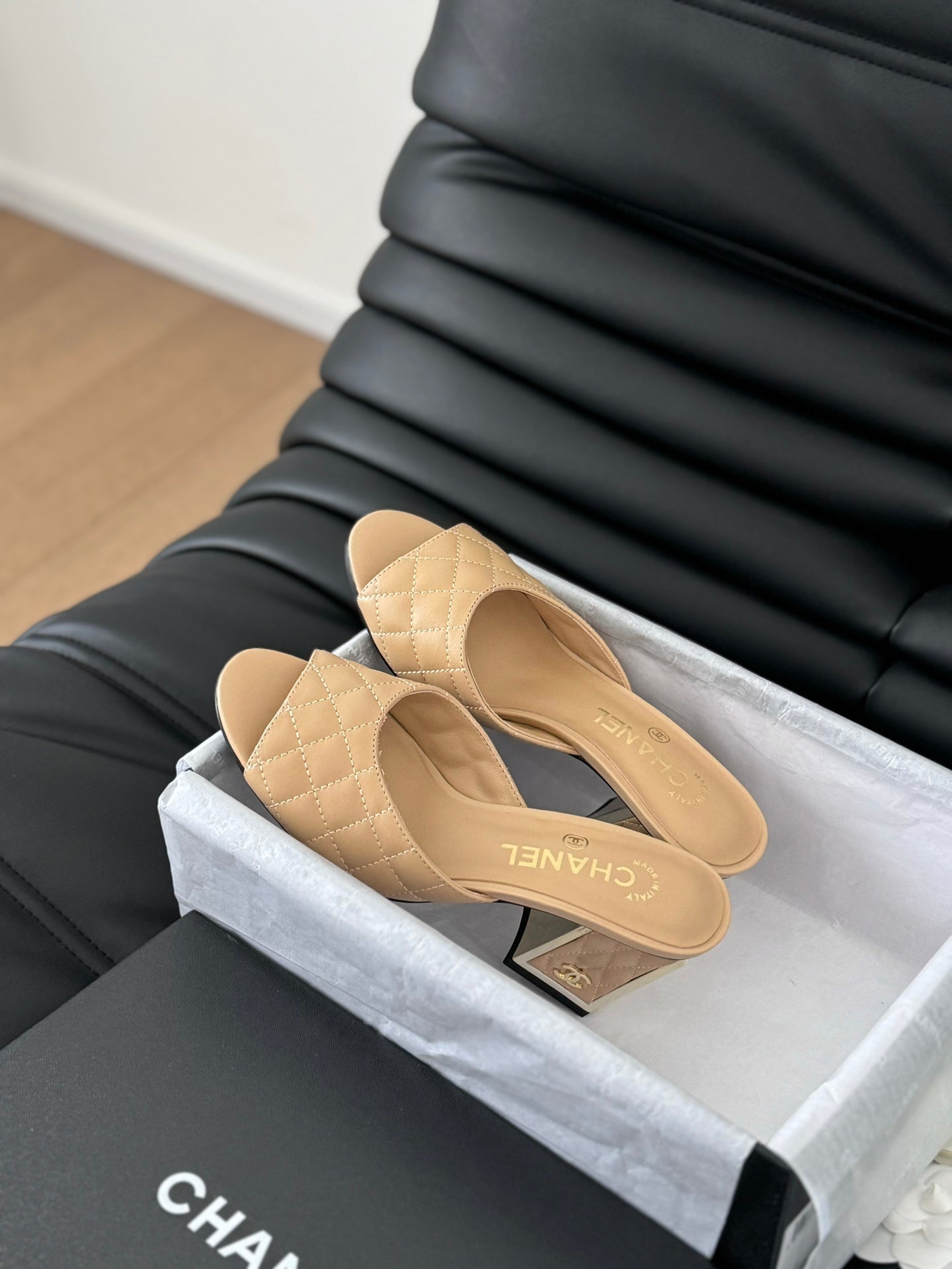 cc sandal 70 beige quilted calfskin