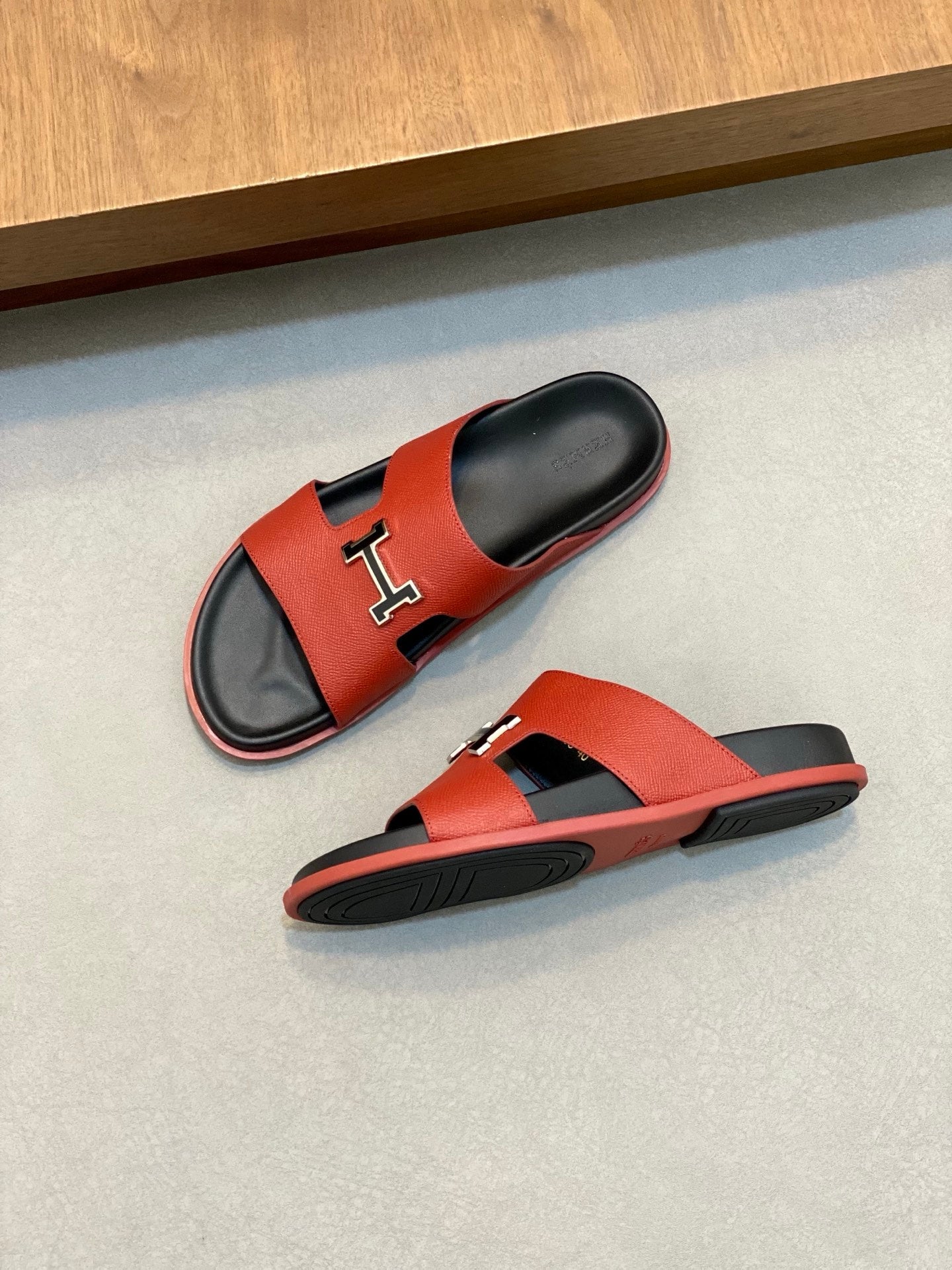 HM Men's Slide Red Cowhide Leather 588996