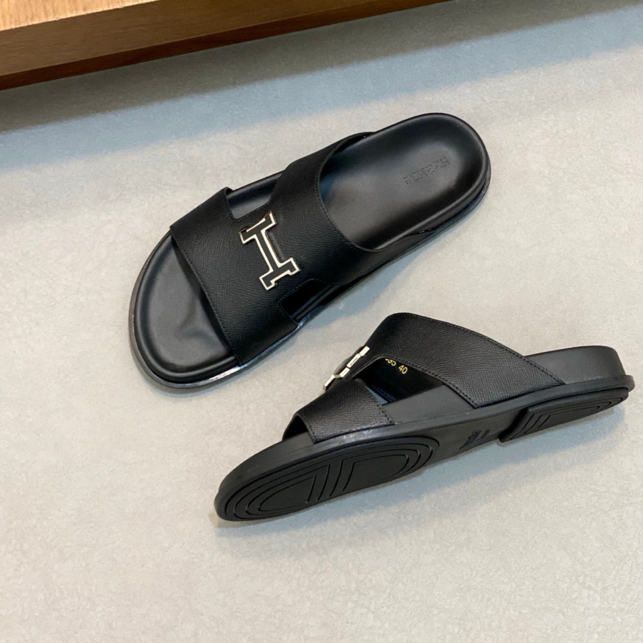 HM Men's Slide Black Cowhide Leather 589001