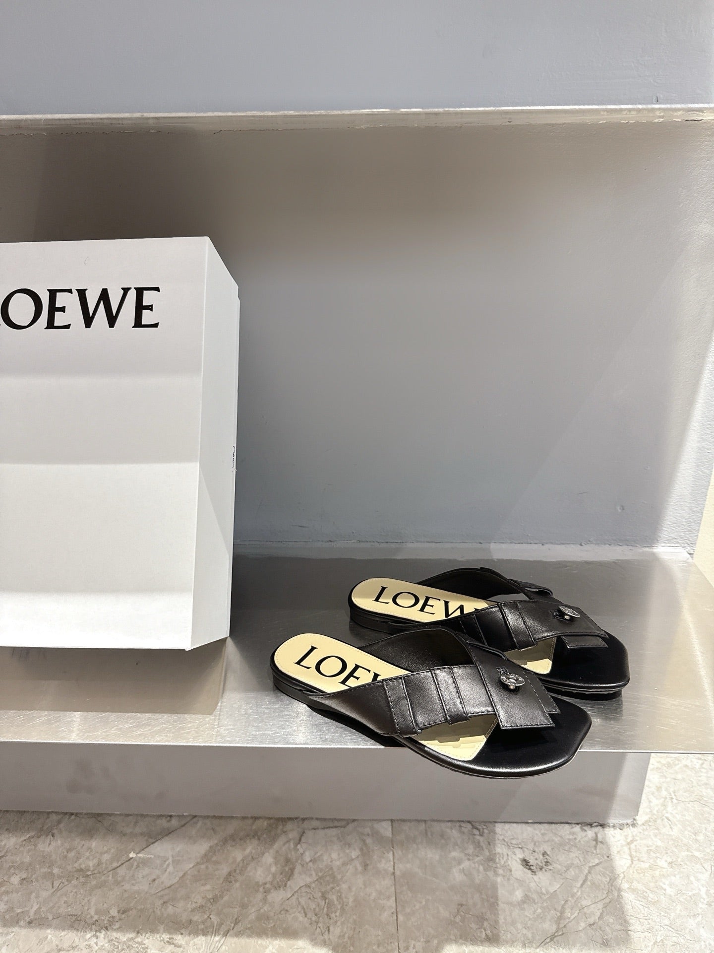 Loewe 25 Toy Panta Toe Thong Black Sheepskin