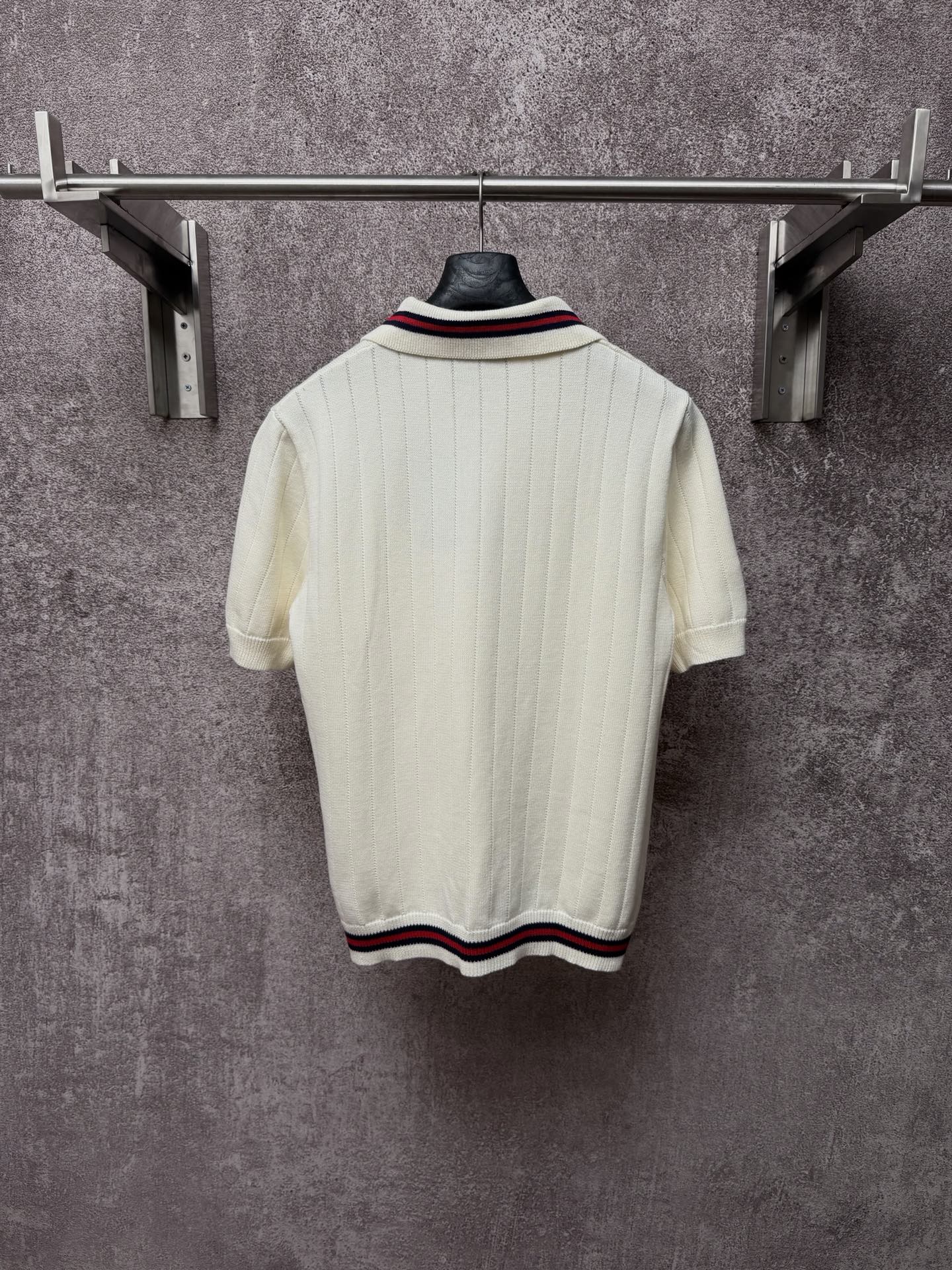GC 2026 Men's Short-Sleeve Sweater Ivory Knitted Wool 643487