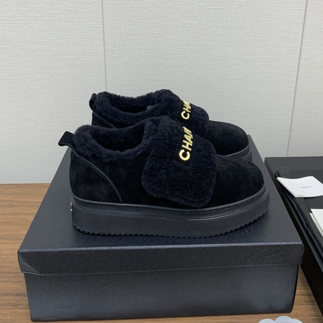 CC Ankle Boots Black Suede Wool