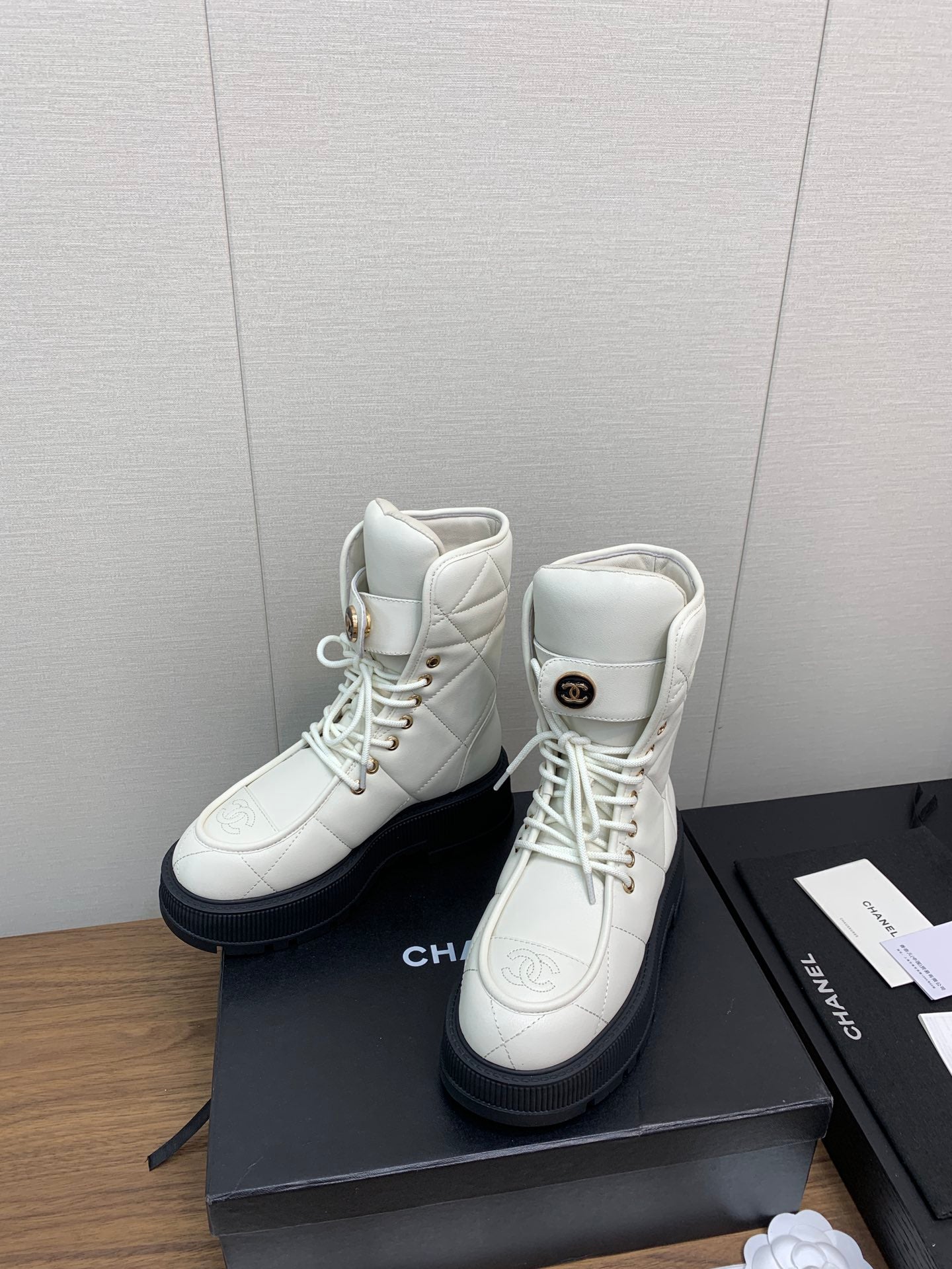 CC Short Boots 30mm White Cowhide