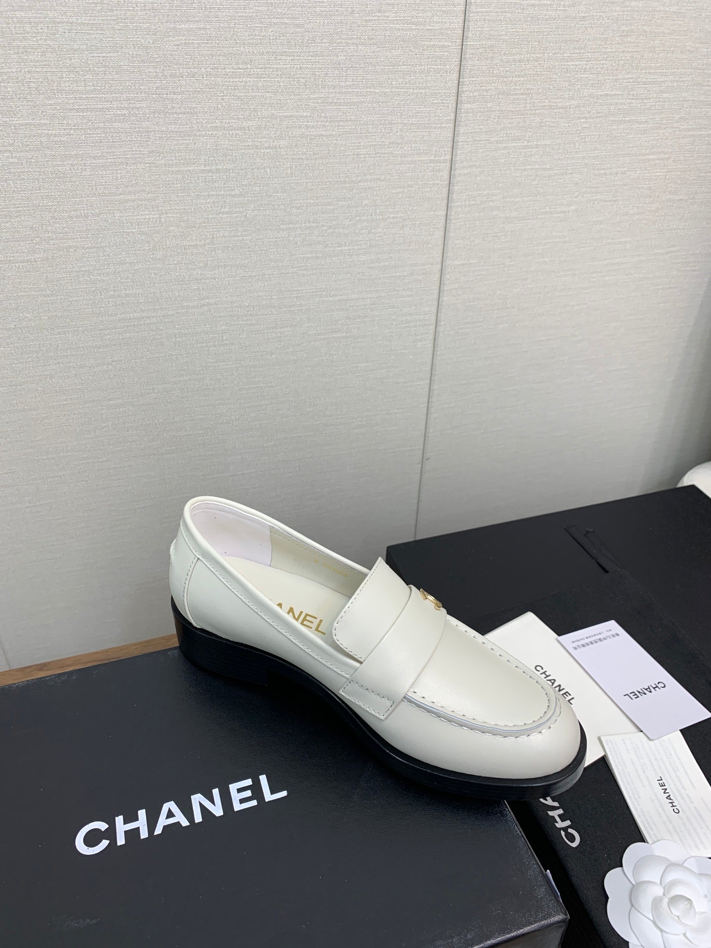 CC Loafers 25mm White Lambskin