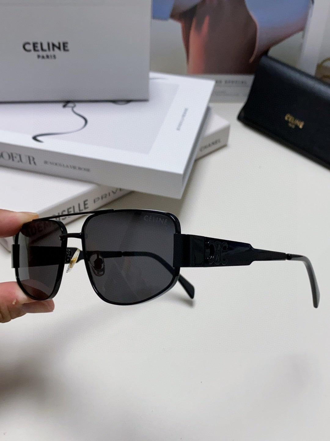 TRIOMPHE SUNGLASS 512996 IN BLACK METAL
