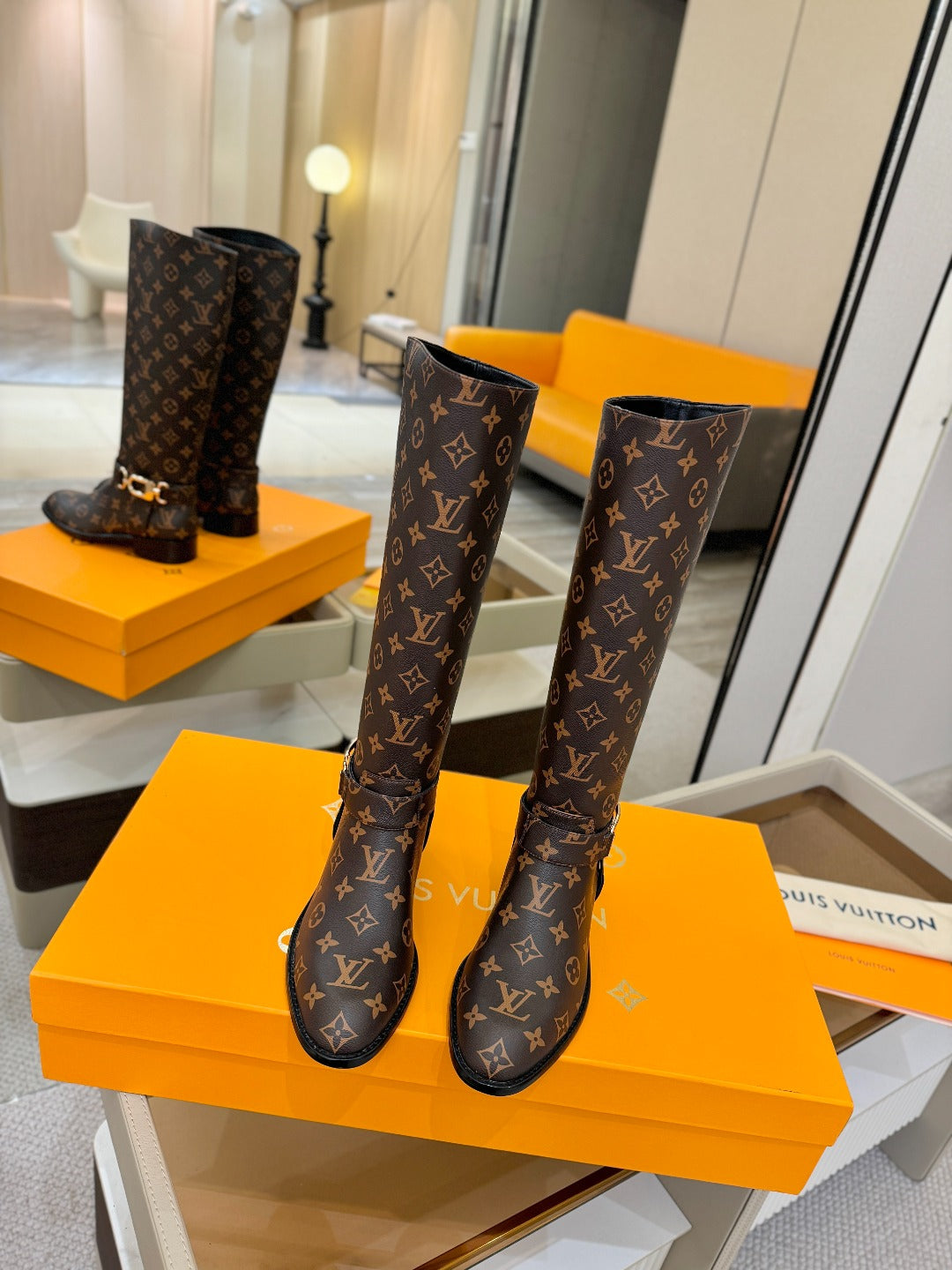LV 25 Martin Boots 30 Monogram Brown Cowhide 573883