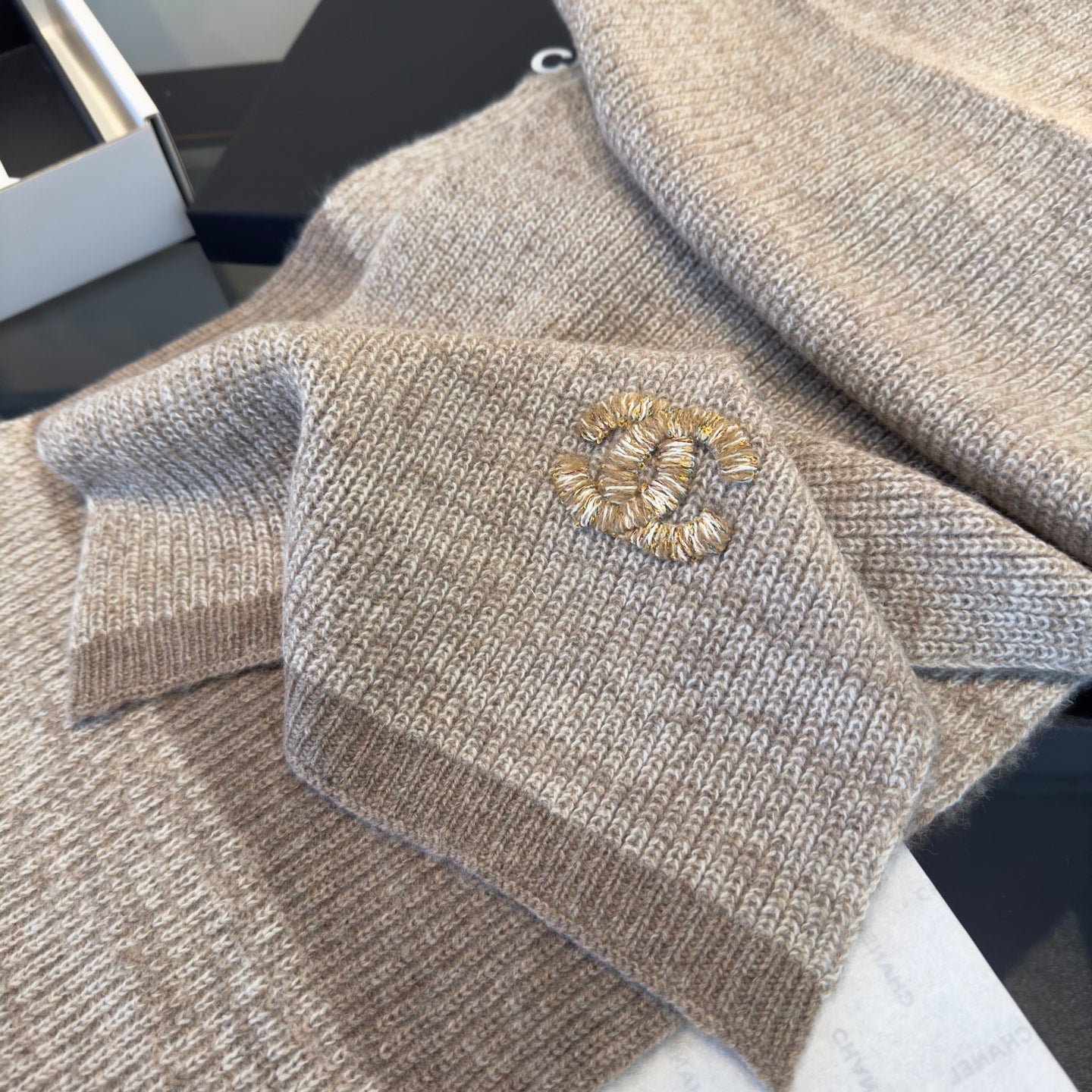 CC 25 Classic Scarf 170cm Light Beige Wool 293468